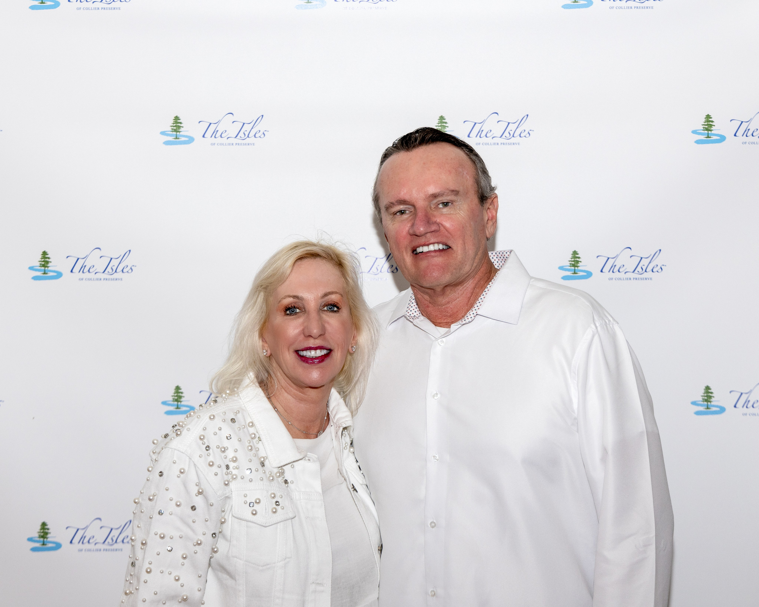 The Isles White Party. Out and About 239