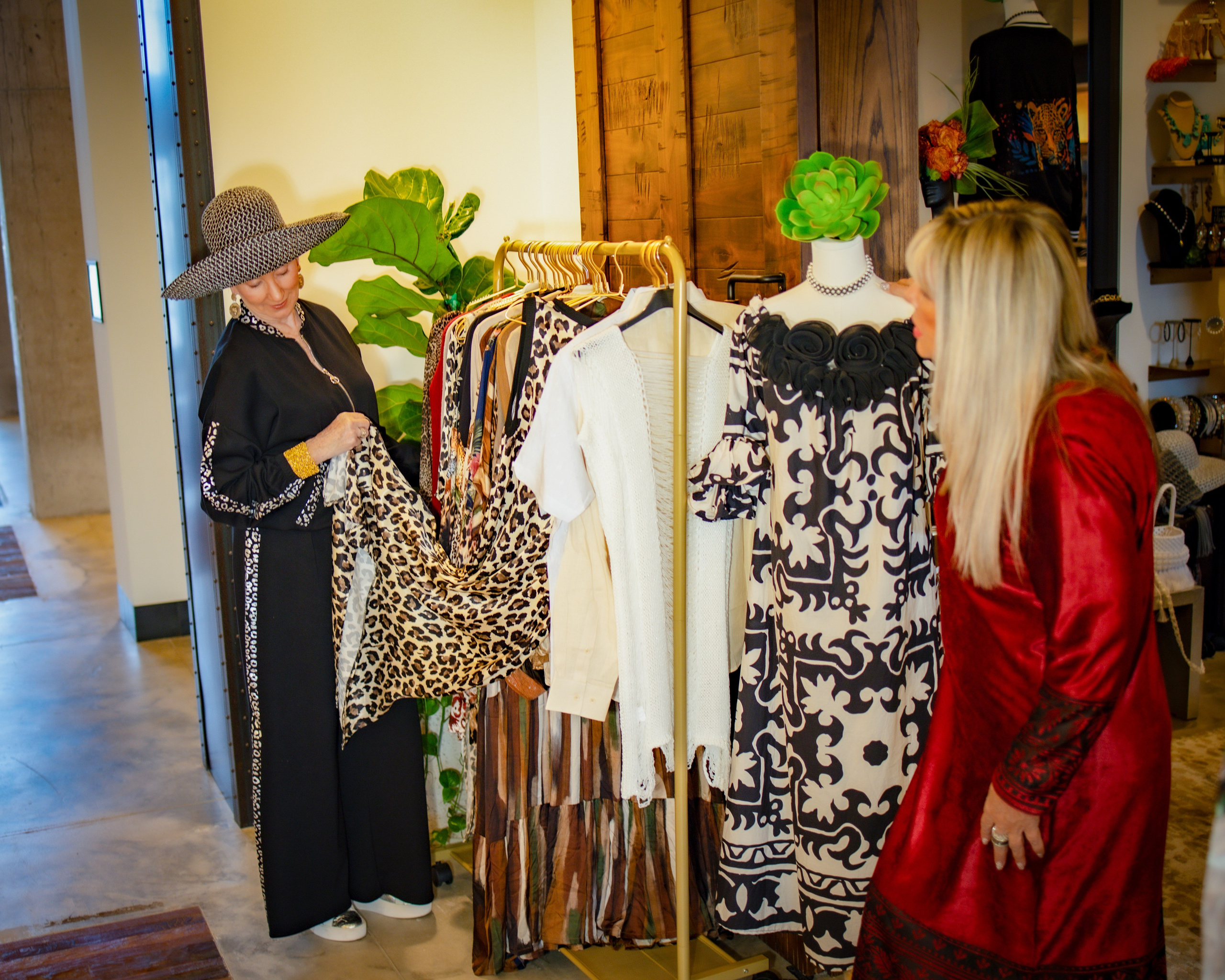 Elsie in Naples. Out and About 239