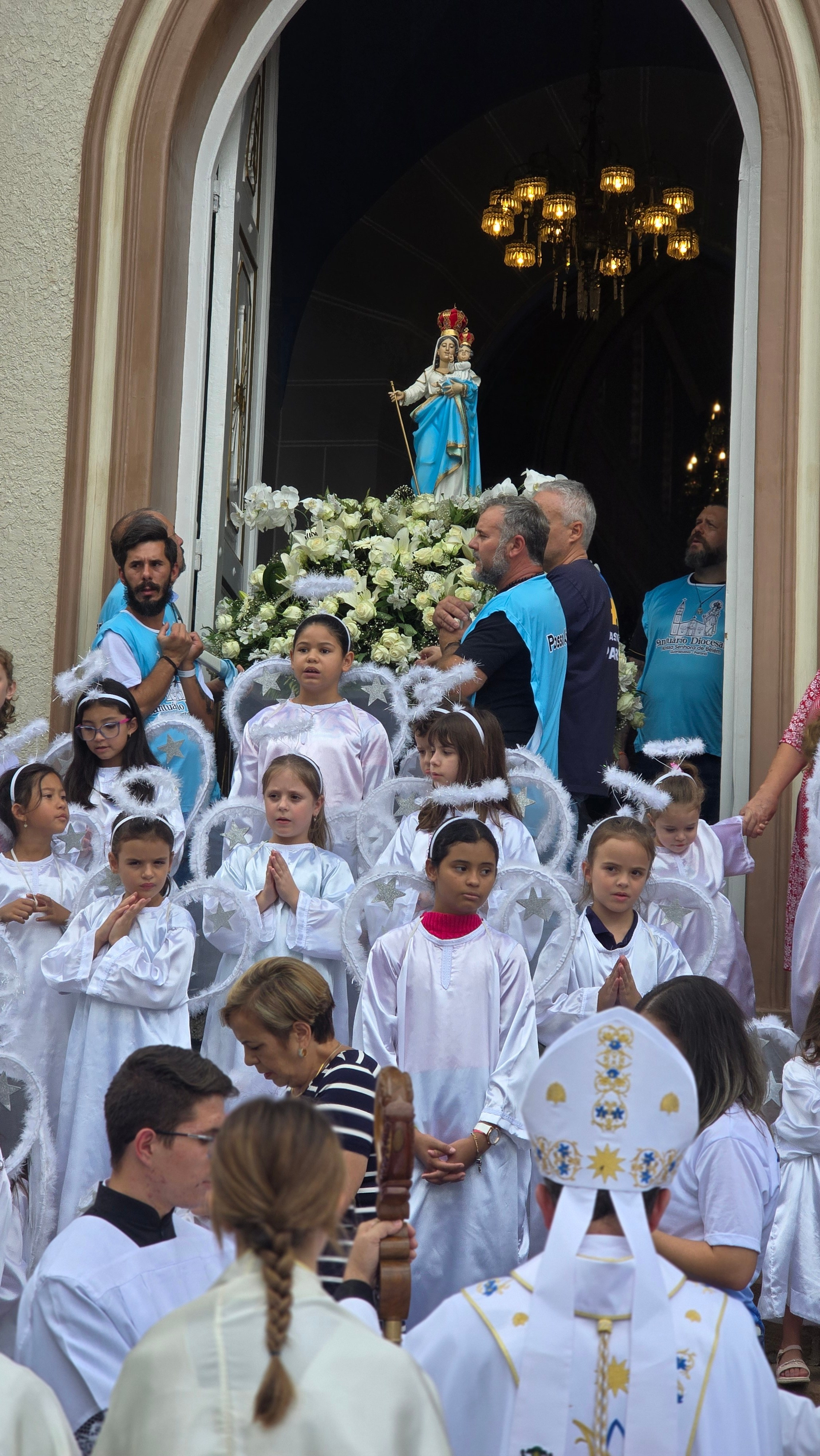 Peregrinação Nossa Senhora de Belém. Handa Produções