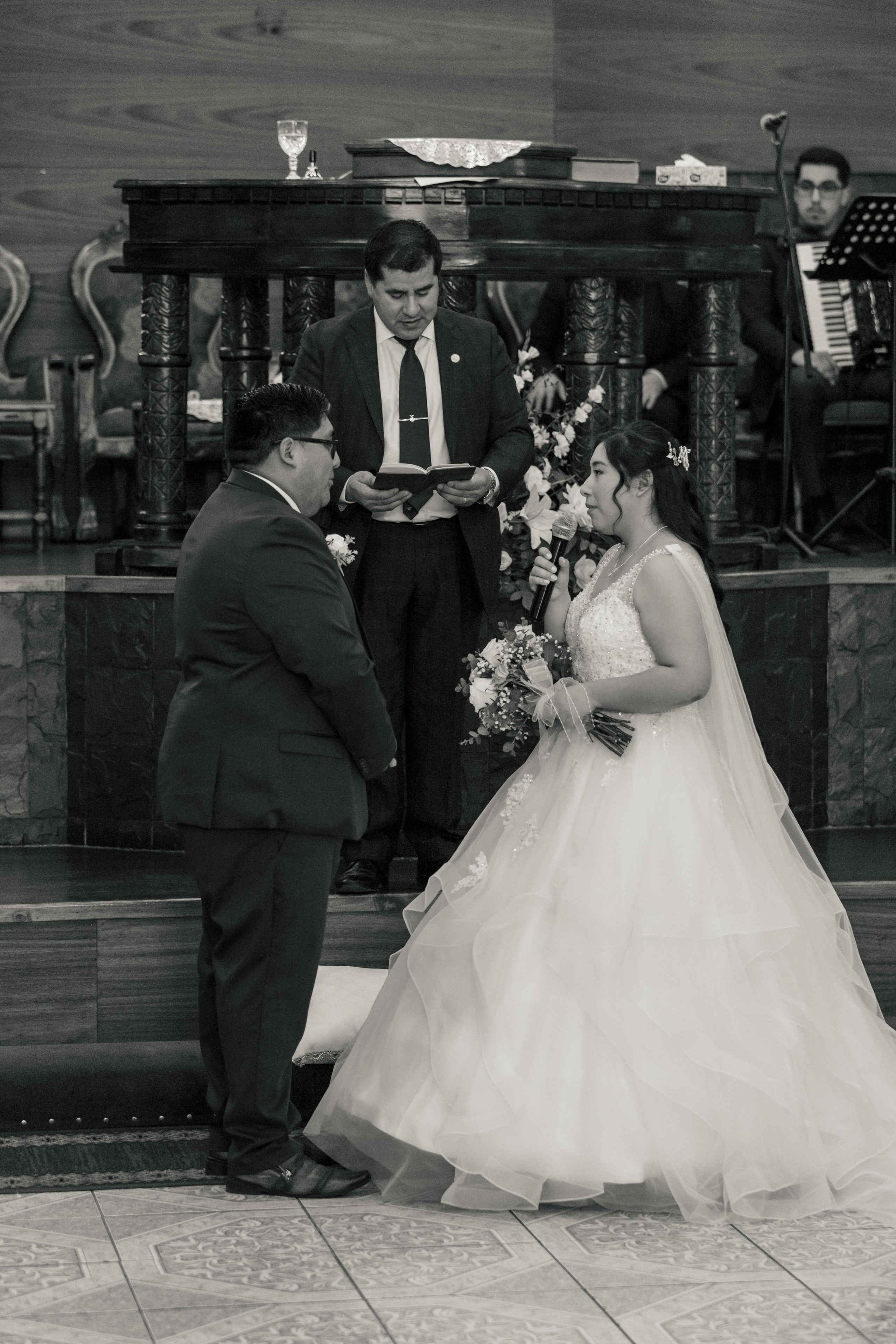 Johana y Edgar. Dinka & Emilio - El arte de preservar lo que no se repite