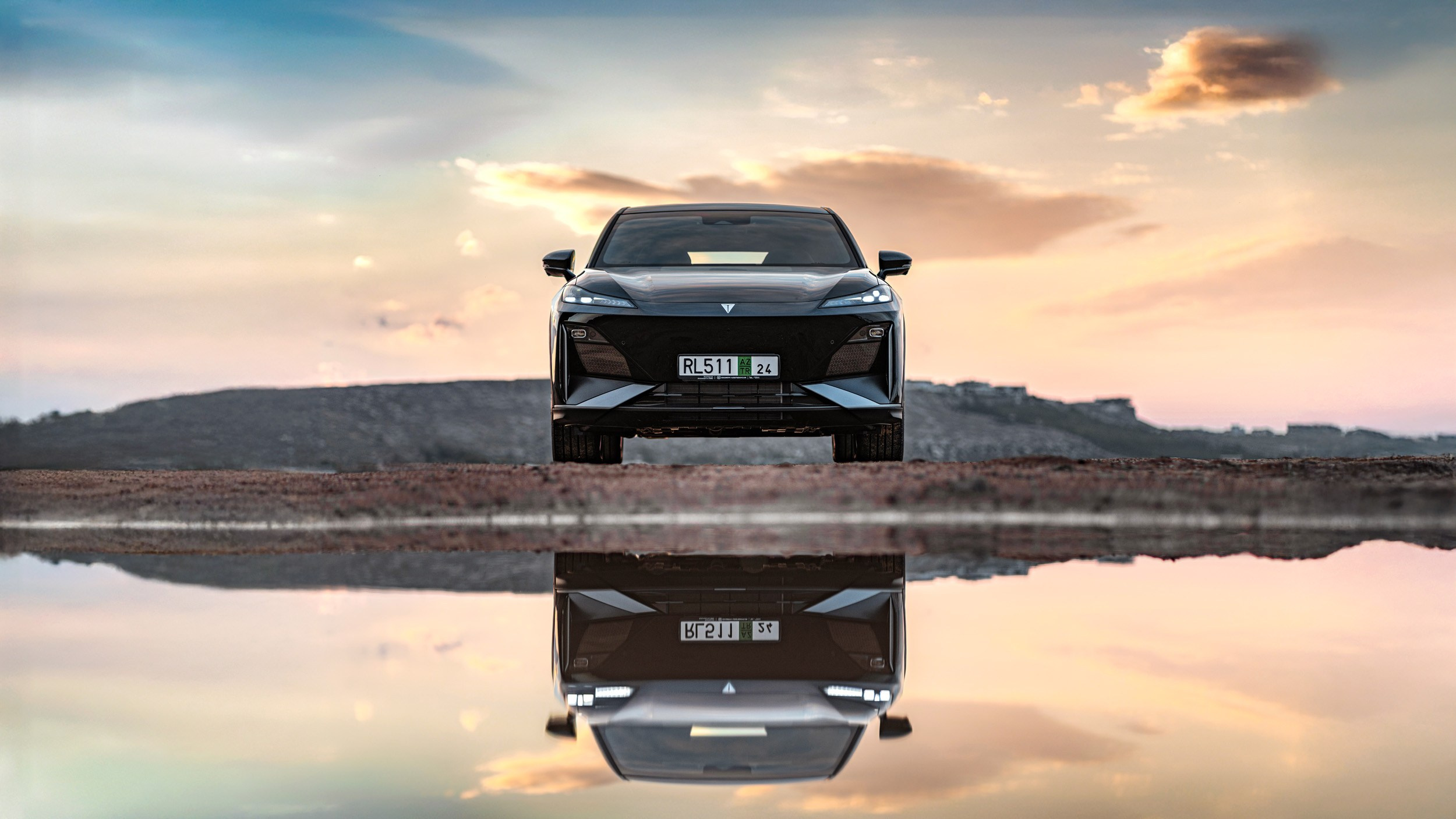 DEEPAL. WORLDWIDE COMMERCIAL AUTOMOTIVE PHOTOGRAPHER