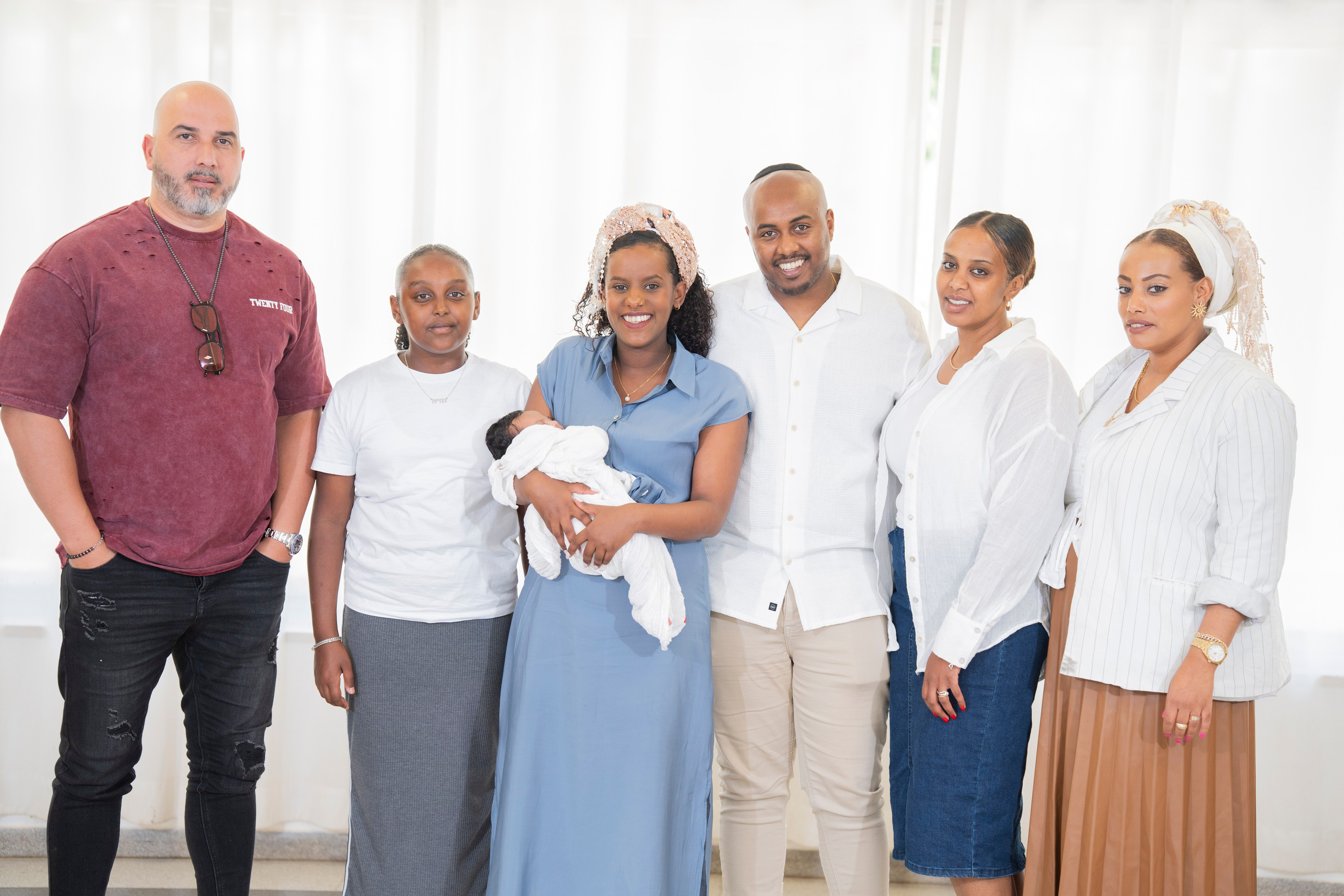 משפחת סלומון. יוסף מזרחי צילום חתונה, ברית וזוגיות. צלם מקצועי שאוהב להוציא אתכם הכי יפים ברגעים הכי מרגשים