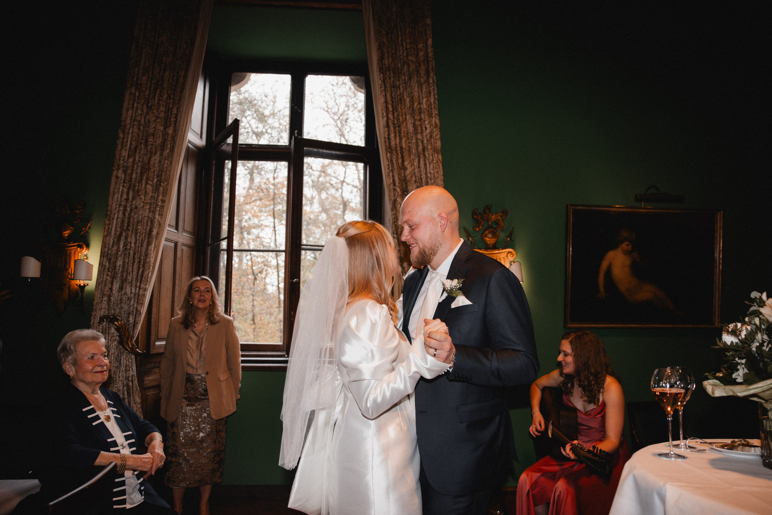 Louisa & Niklas | Schlosshotel Hugenpoet. Photographer in Bochum Dolia Halyna