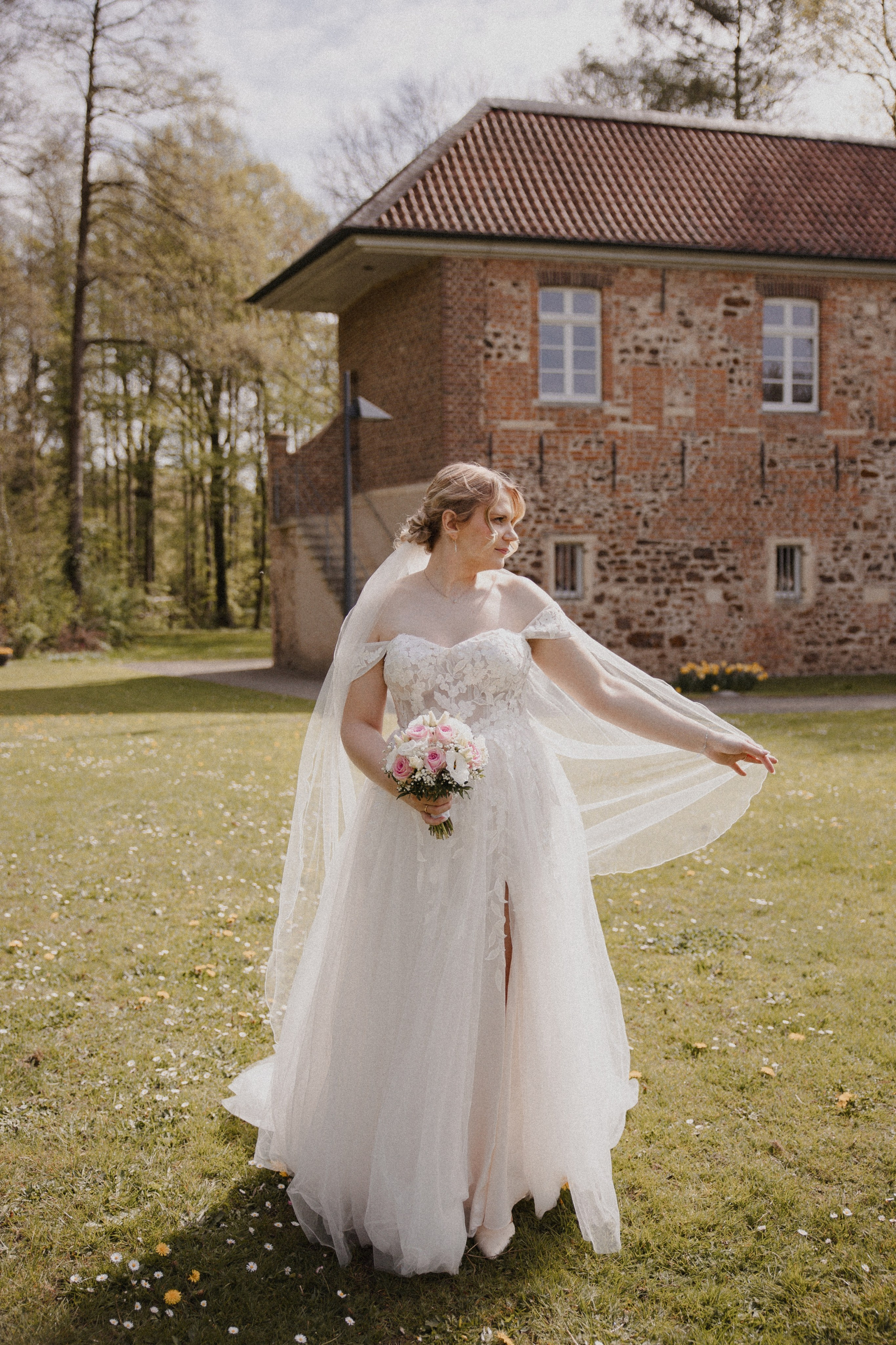 Lorena & Jan l Schloss Sythen. Hochzeitsfotografin Bochum | Halyna Reiche Fotografie NRW