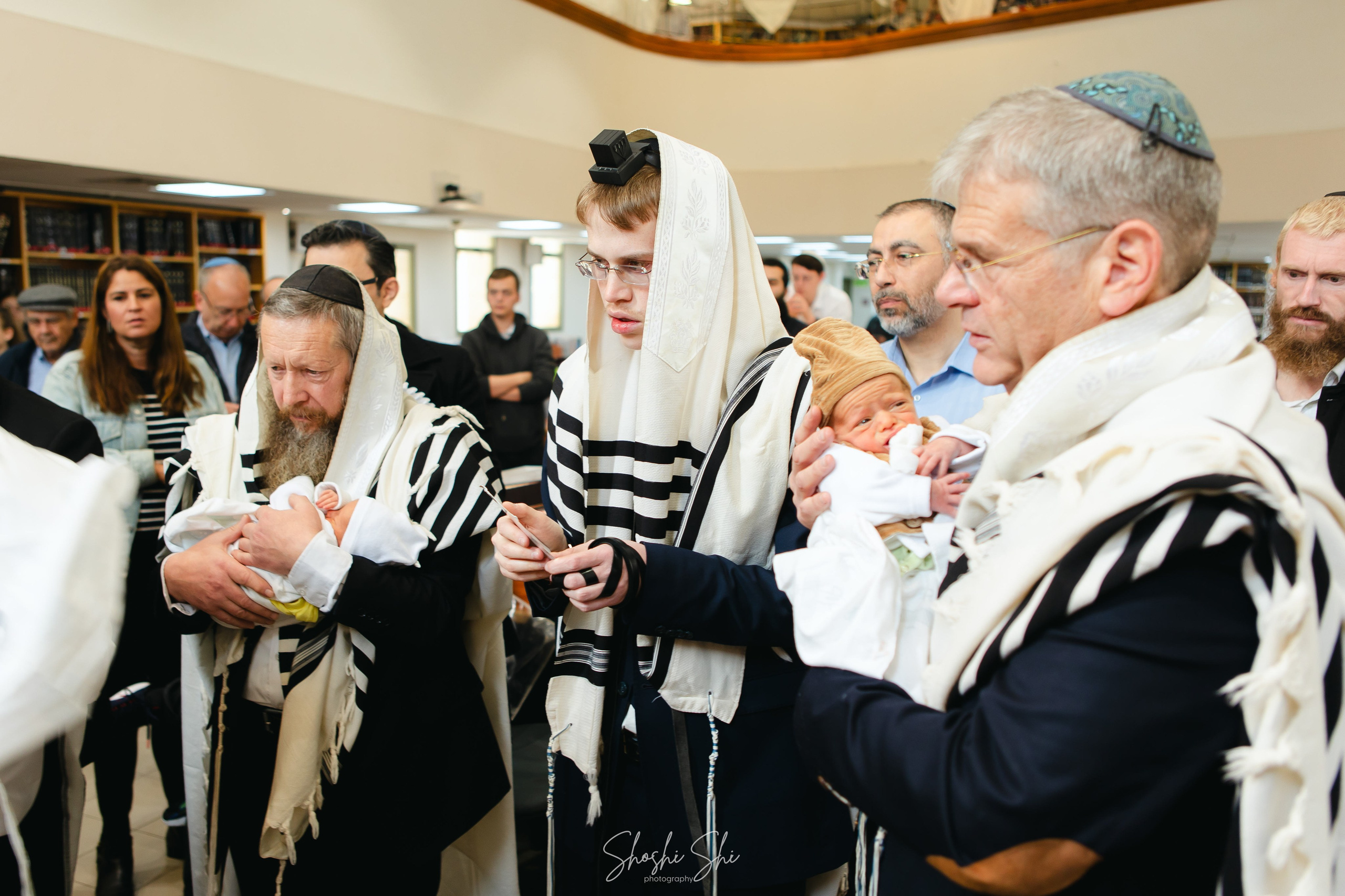 BRIT TWINS. Https://shi-photo.com/