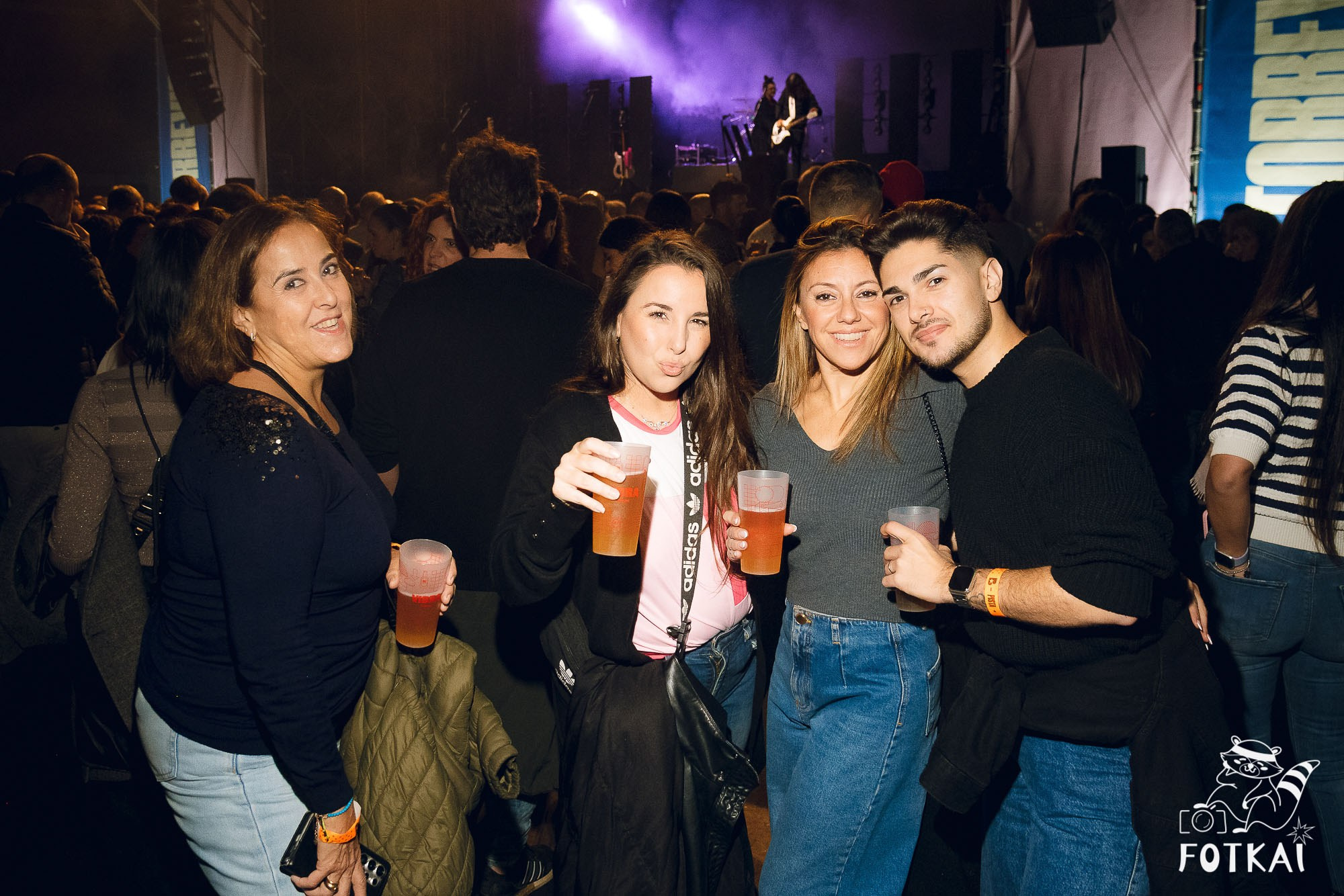 Sidonie en Torrevieja 2025 – Fotos del concierto y reportaje completo | FOTKAI