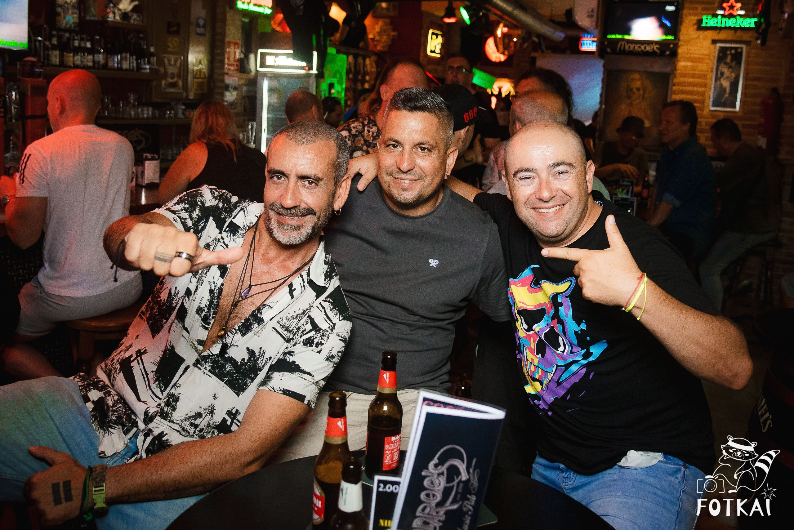Monroe’s Rock Bar Torrevieja: Reportaje fotográfico 01.08.25 | FOTKAI