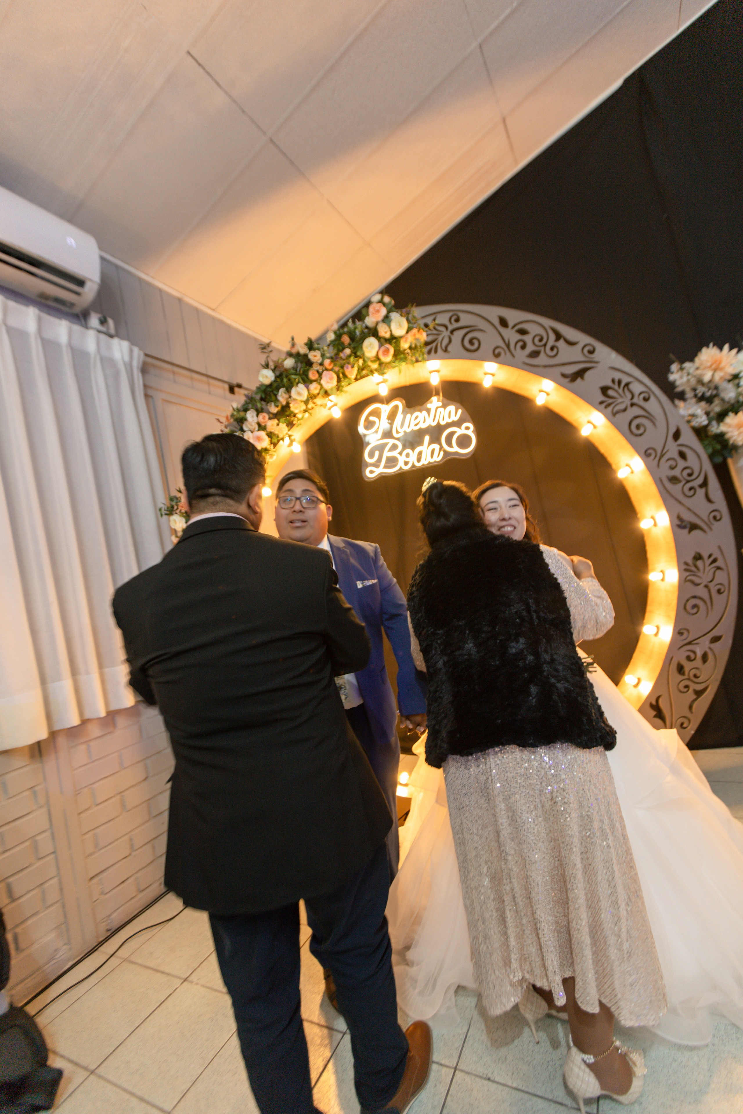 Johana y Edgar. Dinka & Emilio - El arte de preservar lo que no se repite