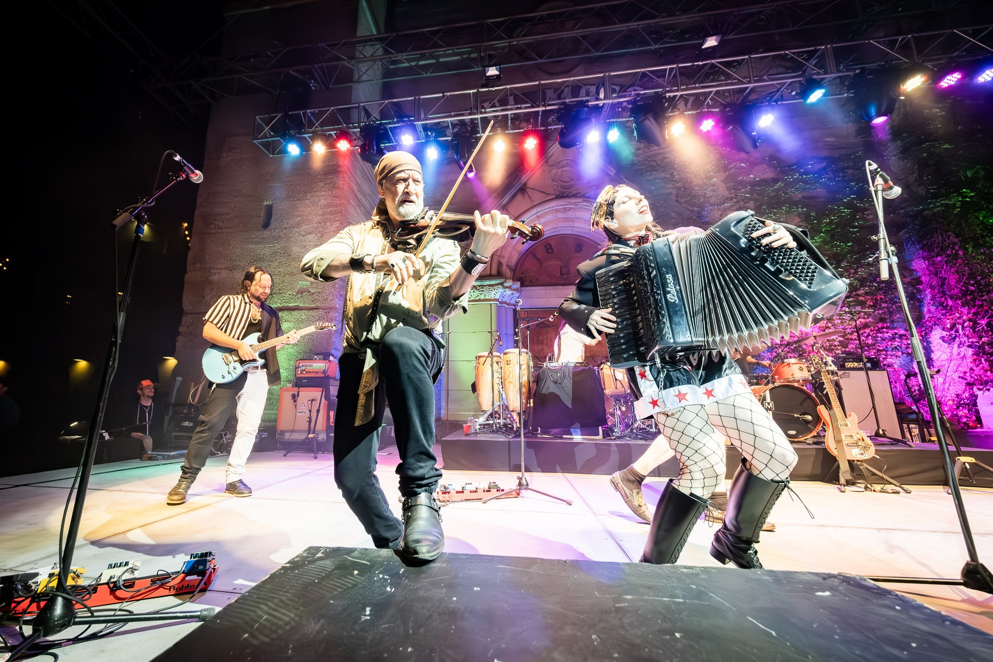 GOGOL BORDELLO / SARATOGA / CA. Reportage concert portrait photography in the San Francisco Bay Area