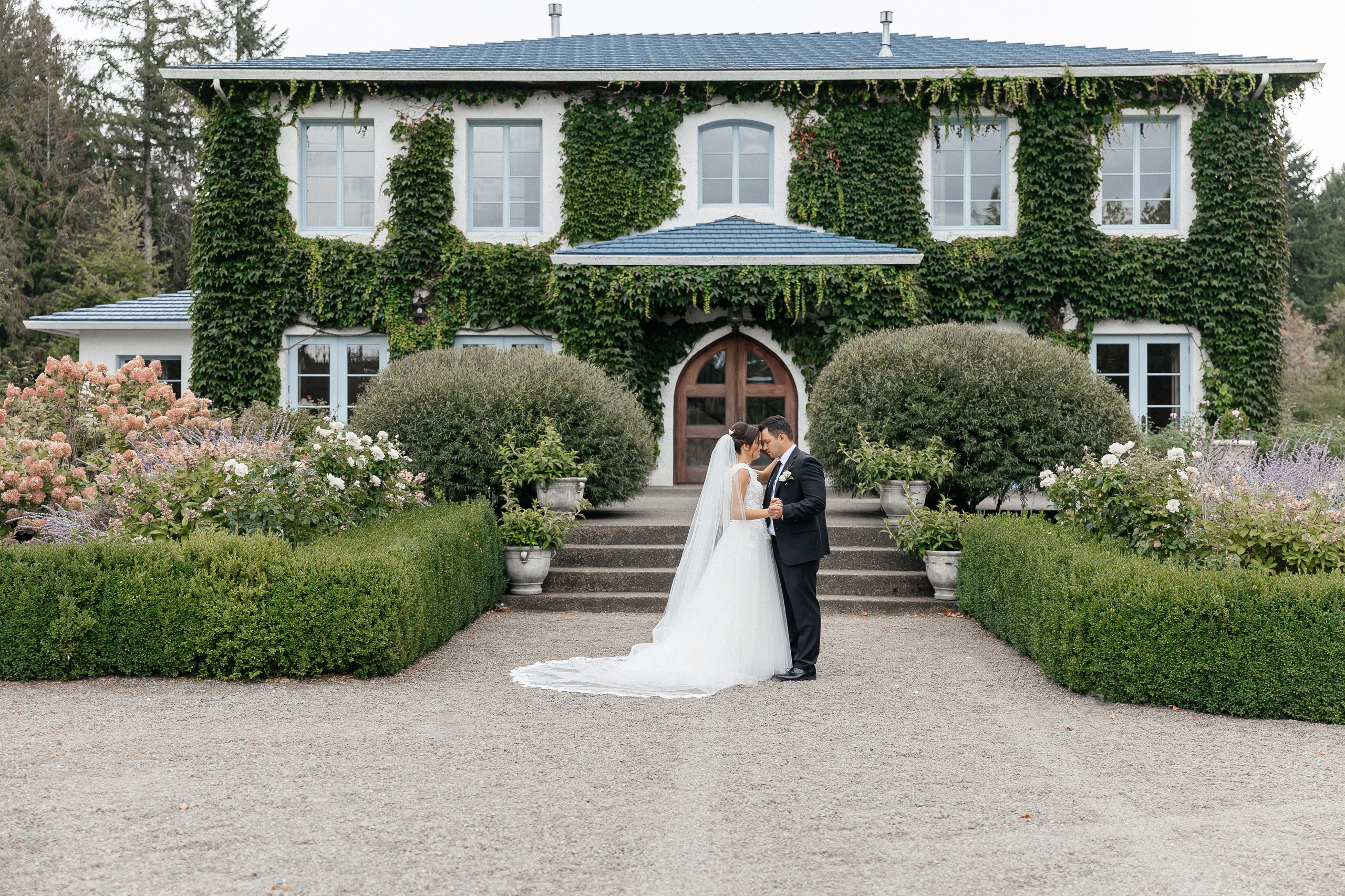 Max and Julia. Family and Wedding photographer