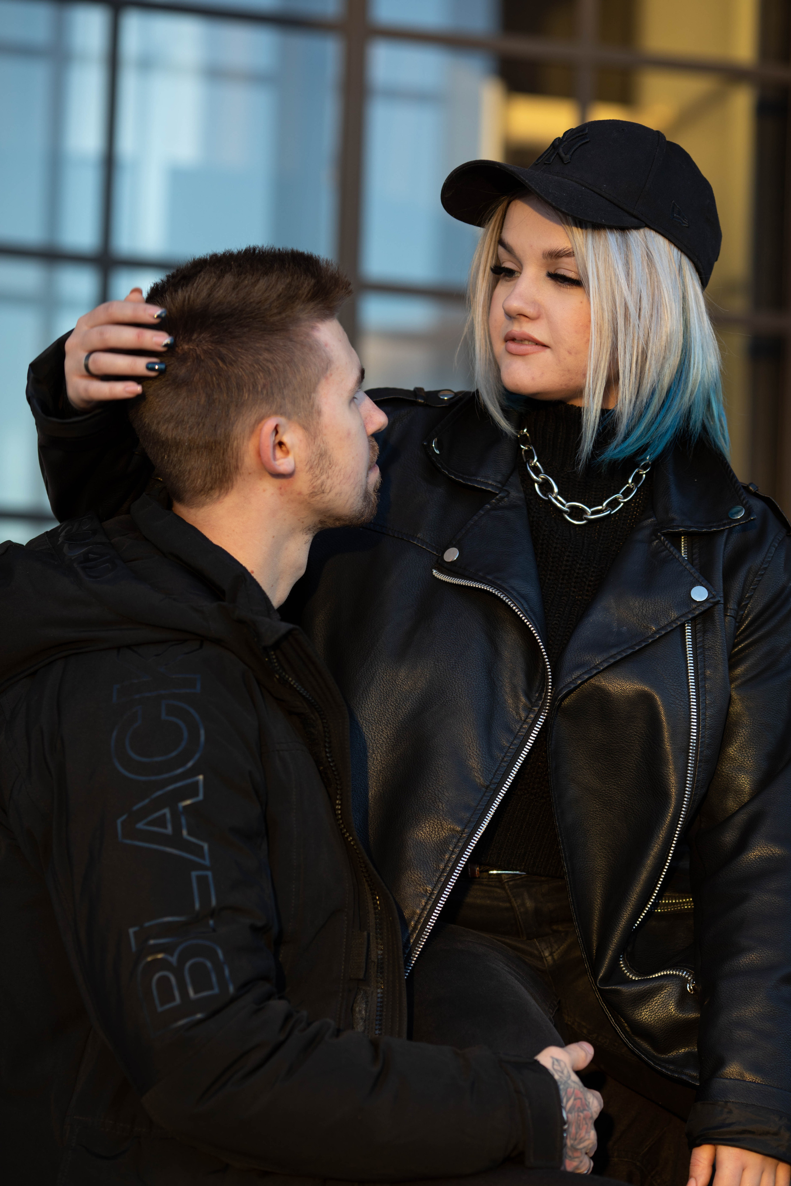 Syksyinen tarina. Ekaterina Mansur, muotokuvafotografi Suomessa (Helsingissä ja Uudellam