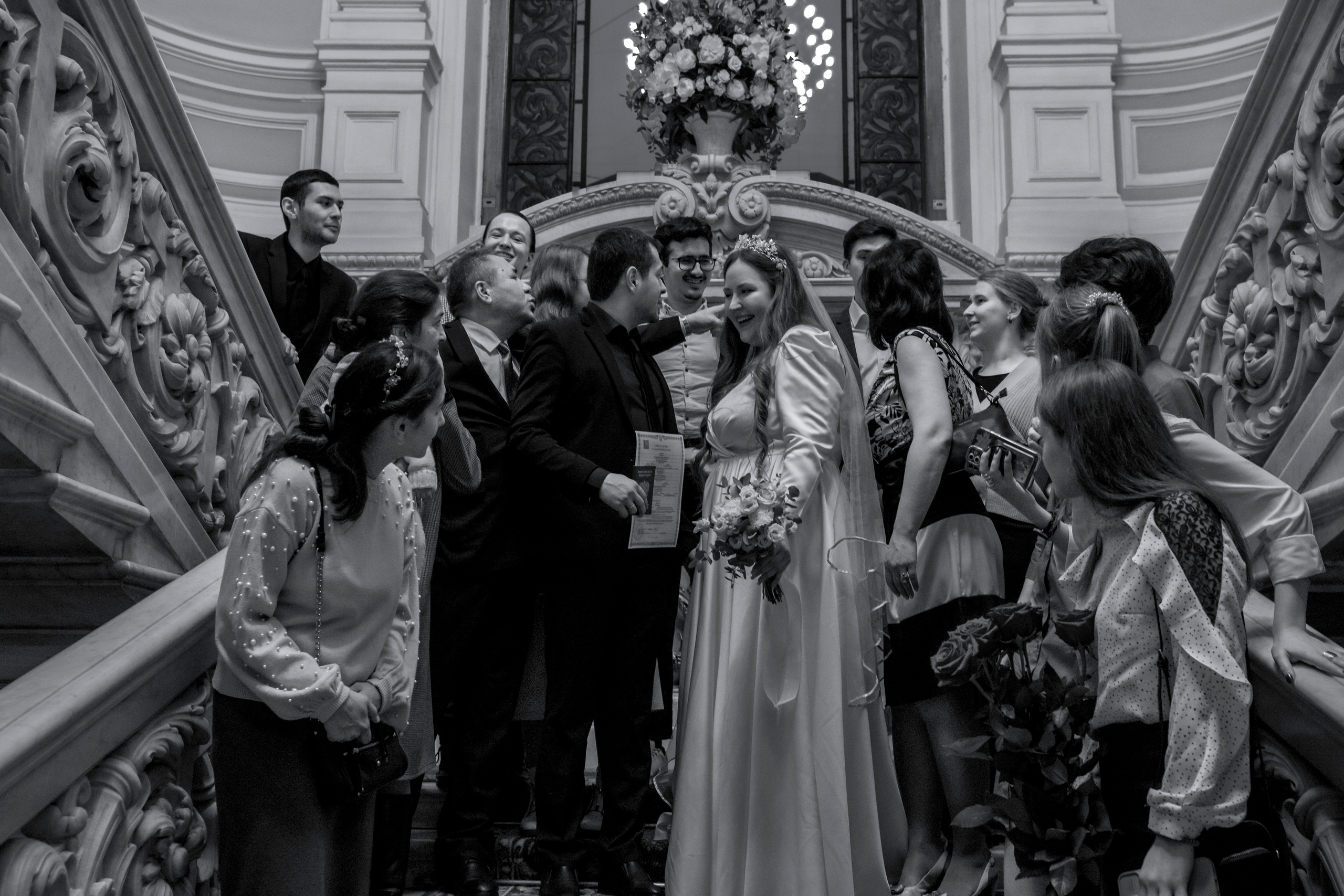 Anastasia ja Jon. Ekaterina Mansur, muotokuvafotografi Suomessa (Helsingissä ja Uudellam