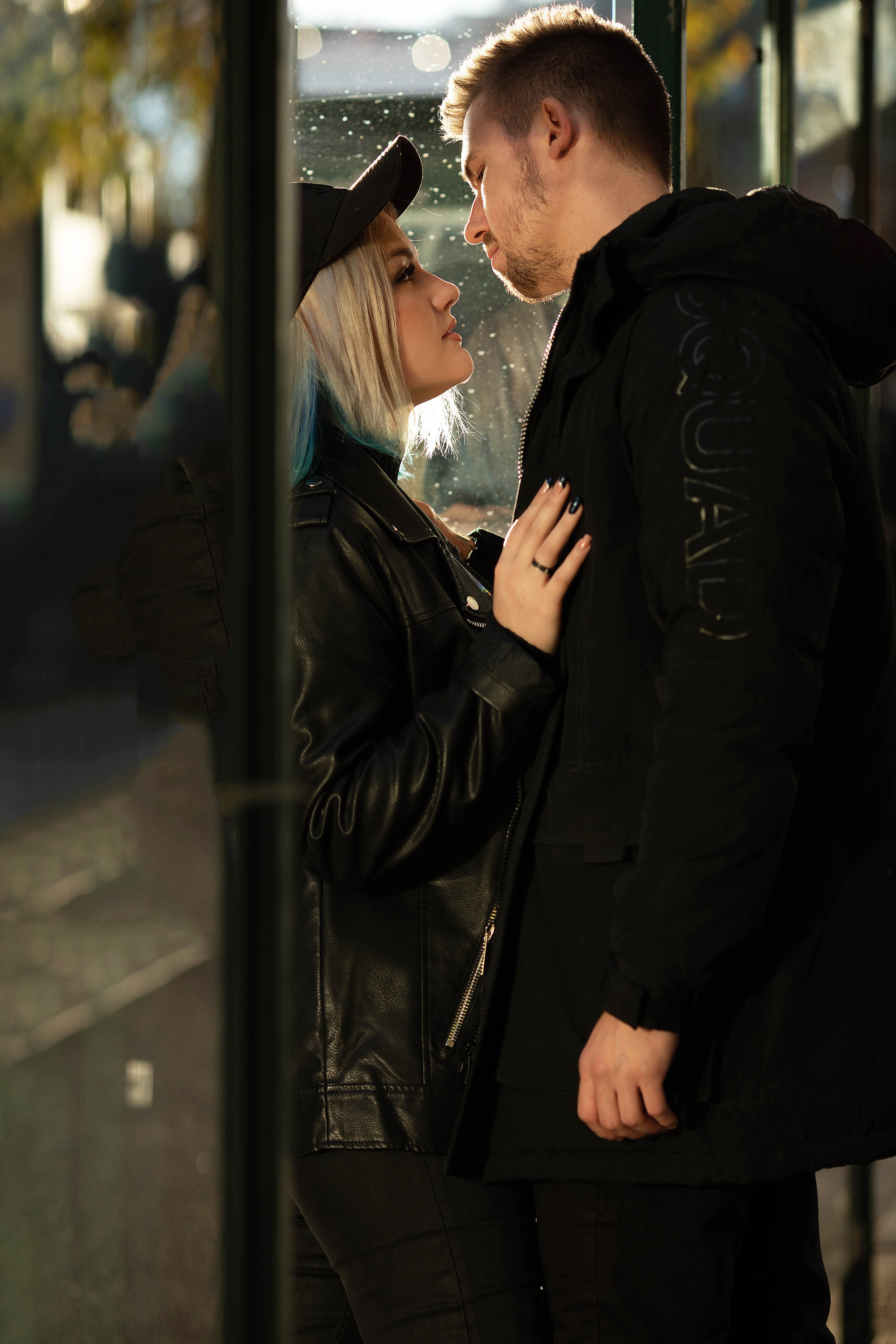 Syksyinen tarina. Ekaterina Mansur, muotokuvafotografi Suomessa (Helsingissä ja Uudellam