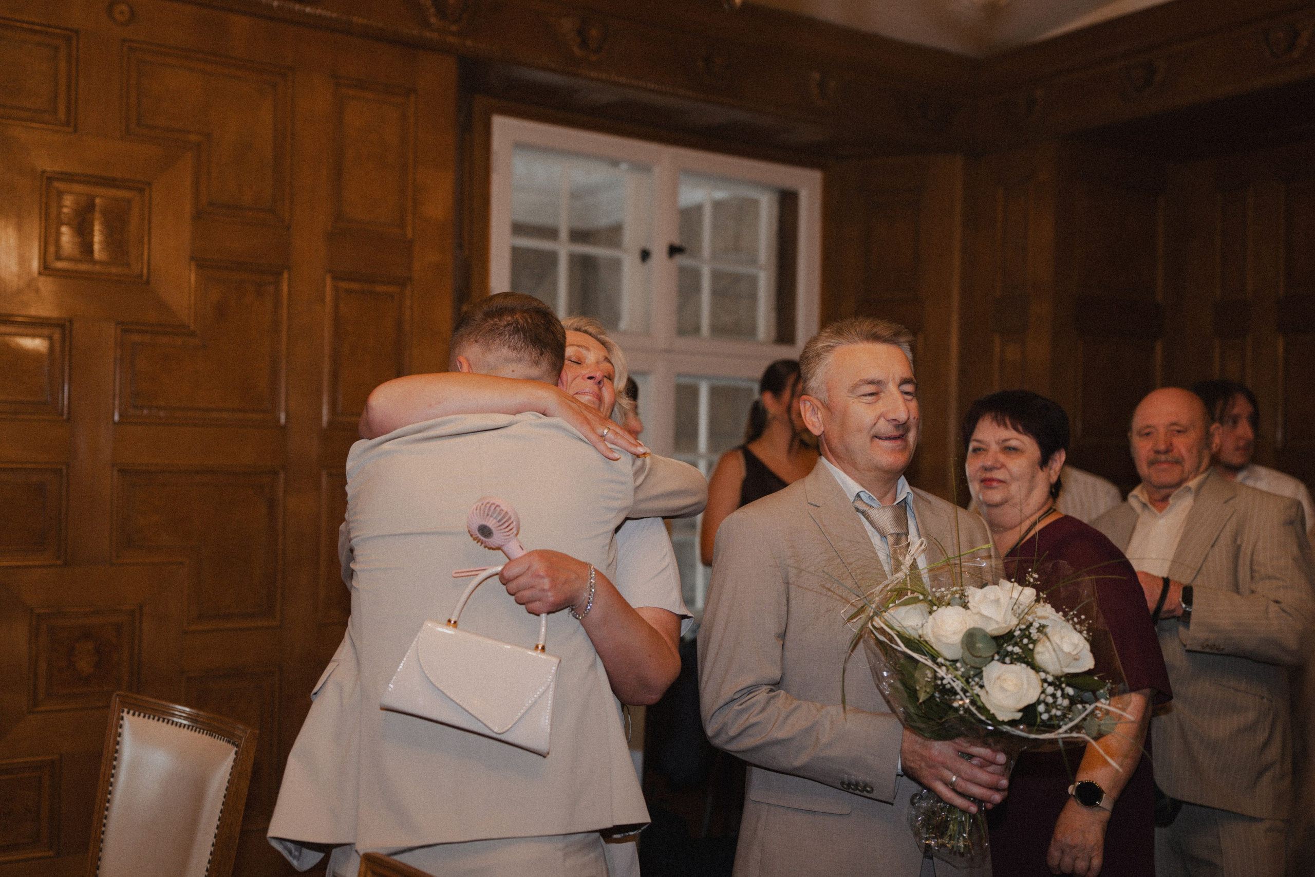 Anton & Jessica I Rathaus Mülheim an der Ruhr. Hochzeitsfotografin Bochum | Halyna Reiche Fotografie NRW