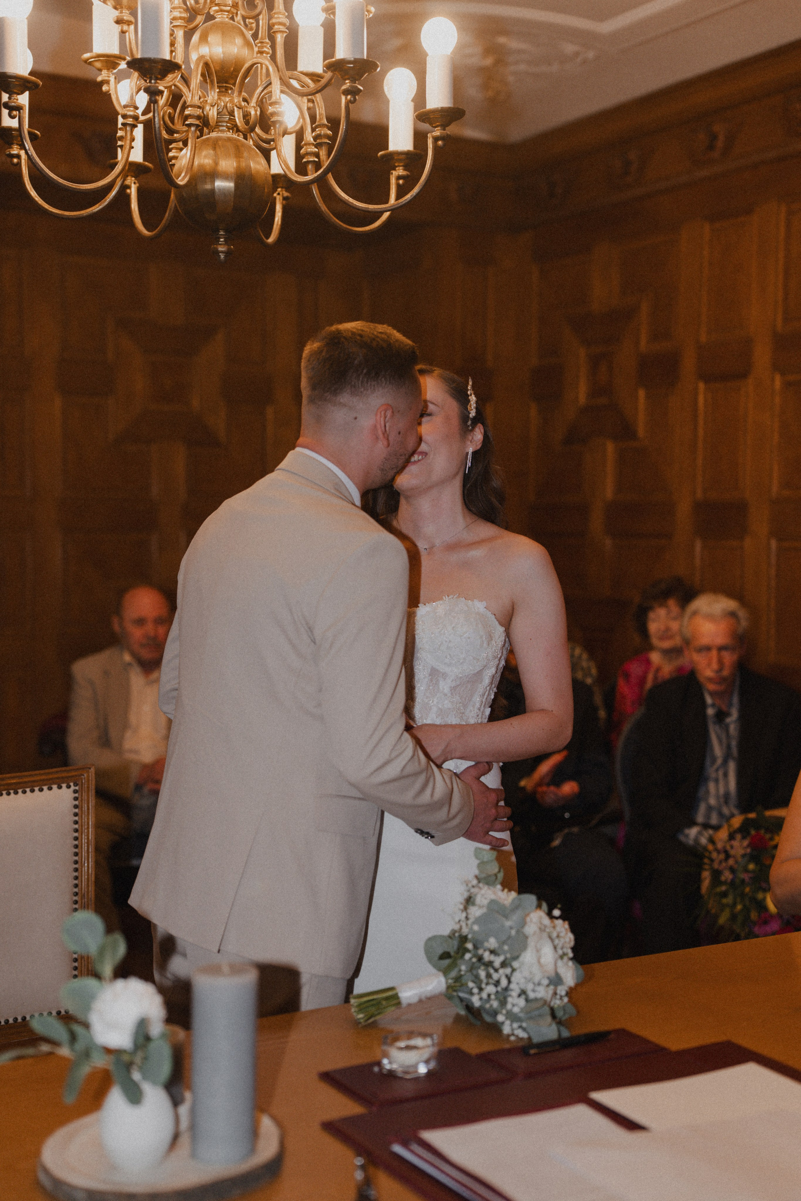 Anton & Jessica I Rathaus Mülheim an der Ruhr. Hochzeitsfotografin Bochum | Halyna Reiche Fotografie NRW
