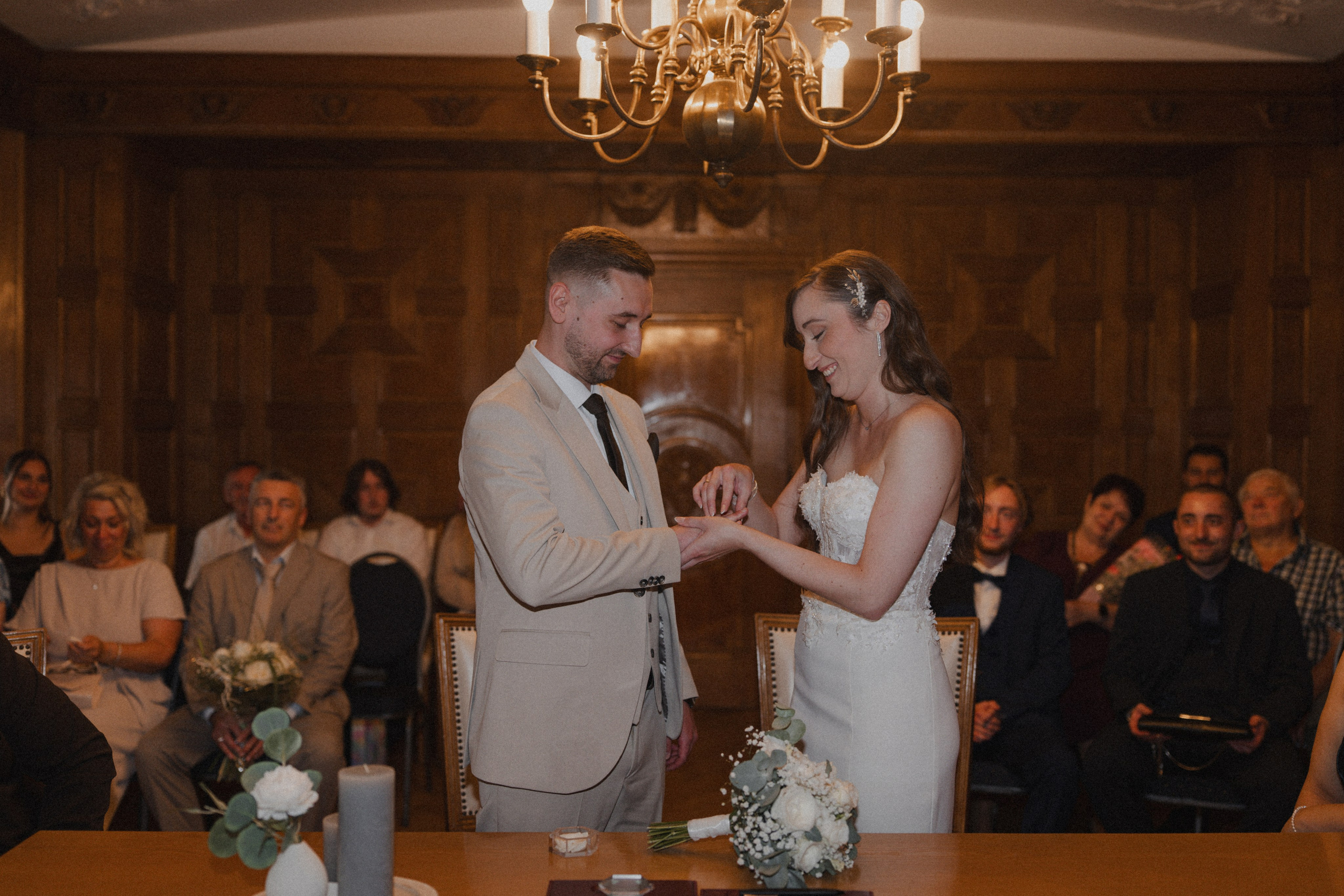 Anton & Jessica I Rathaus Mülheim an der Ruhr. Hochzeitsfotografin Bochum | Halyna Reiche Fotografie NRW