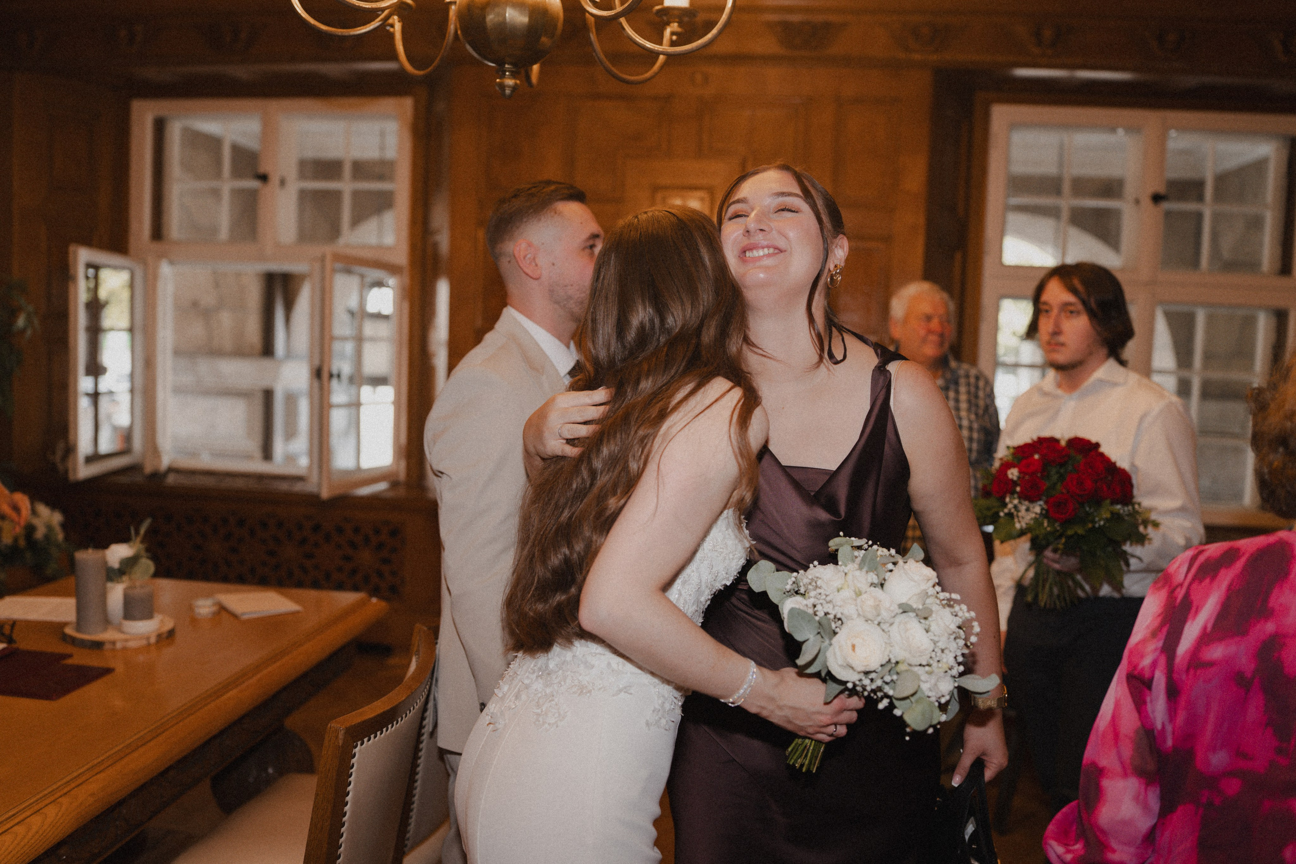 Anton & Jessica I Rathaus Mülheim an der Ruhr. Hochzeitsfotografin Bochum | Halyna Reiche Fotografie NRW