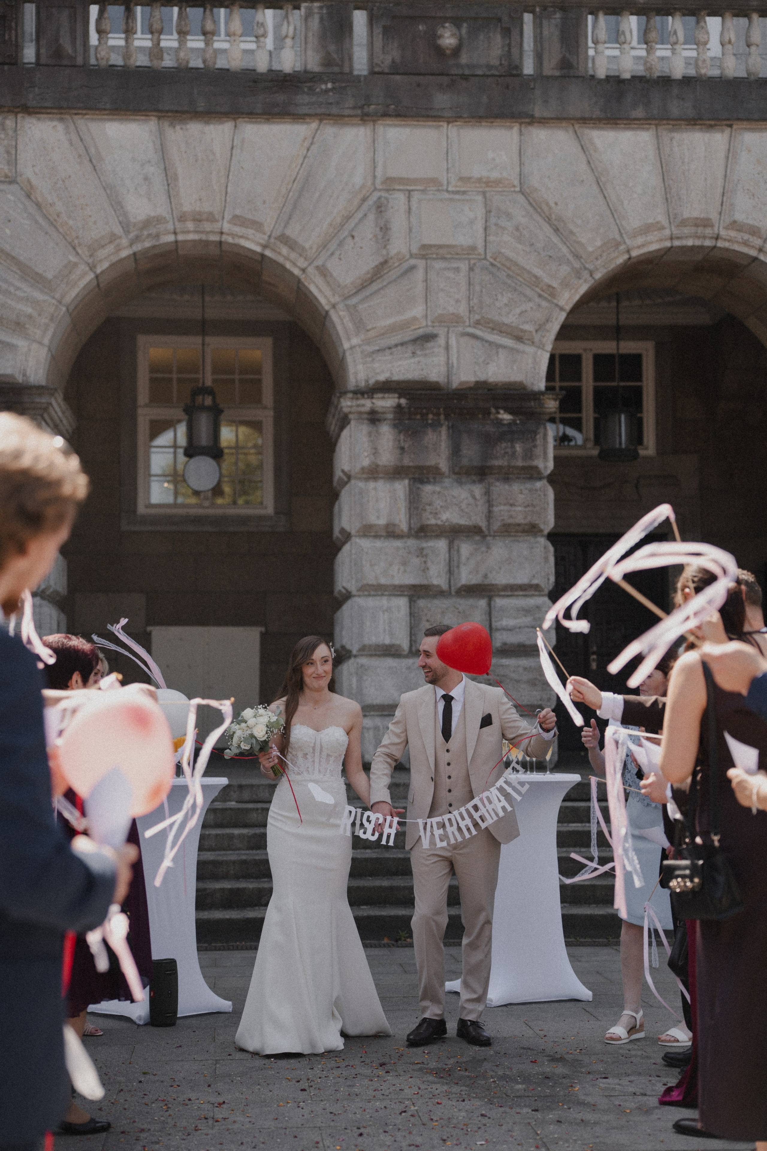 Anton & Jessica I Rathaus Mülheim an der Ruhr. Hochzeitsfotografin Bochum | Halyna Reiche Fotografie NRW