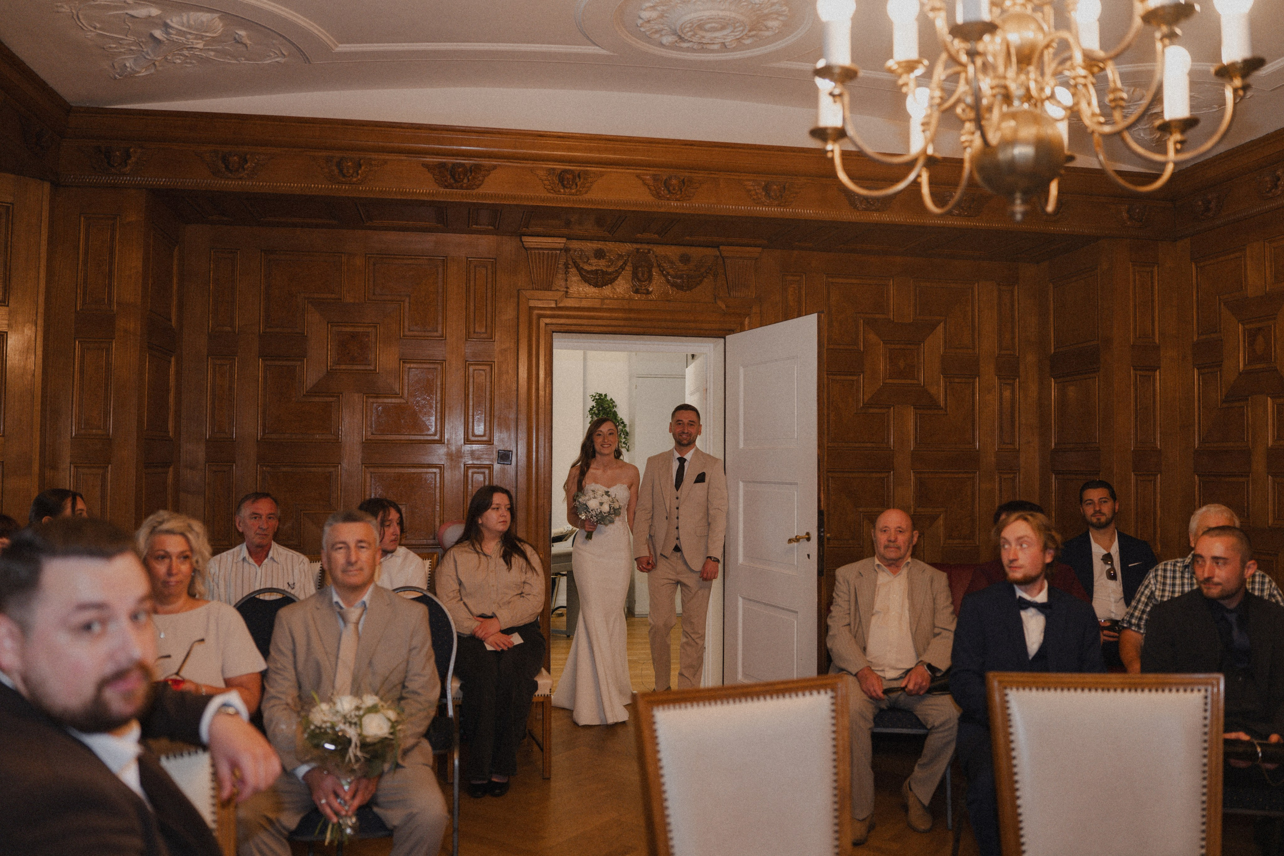 Anton & Jessica I Rathaus Mülheim an der Ruhr. Hochzeitsfotografin Bochum | Halyna Reiche Fotografie NRW