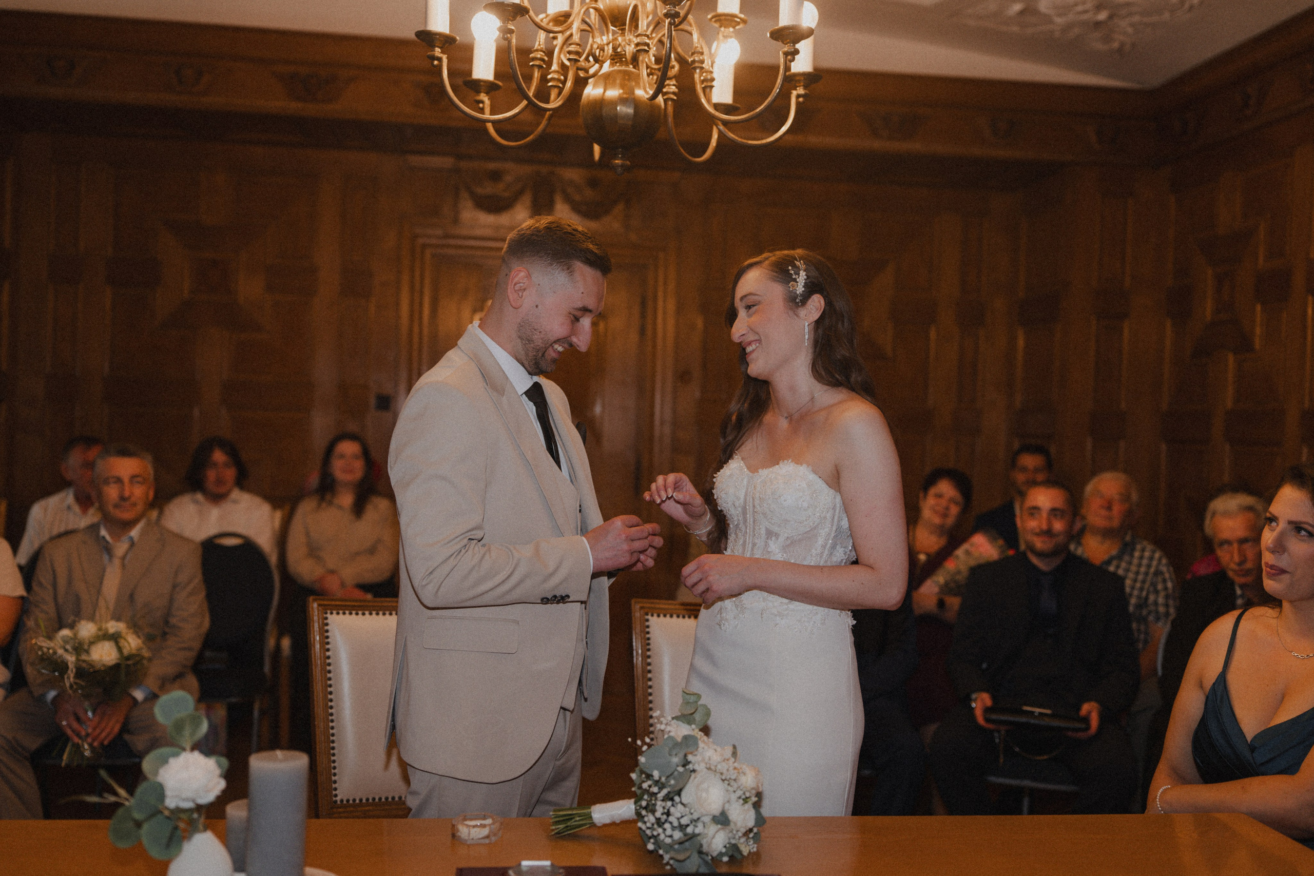 Anton & Jessica I Rathaus Mülheim an der Ruhr. Hochzeitsfotografin Bochum | Halyna Reiche Fotografie NRW
