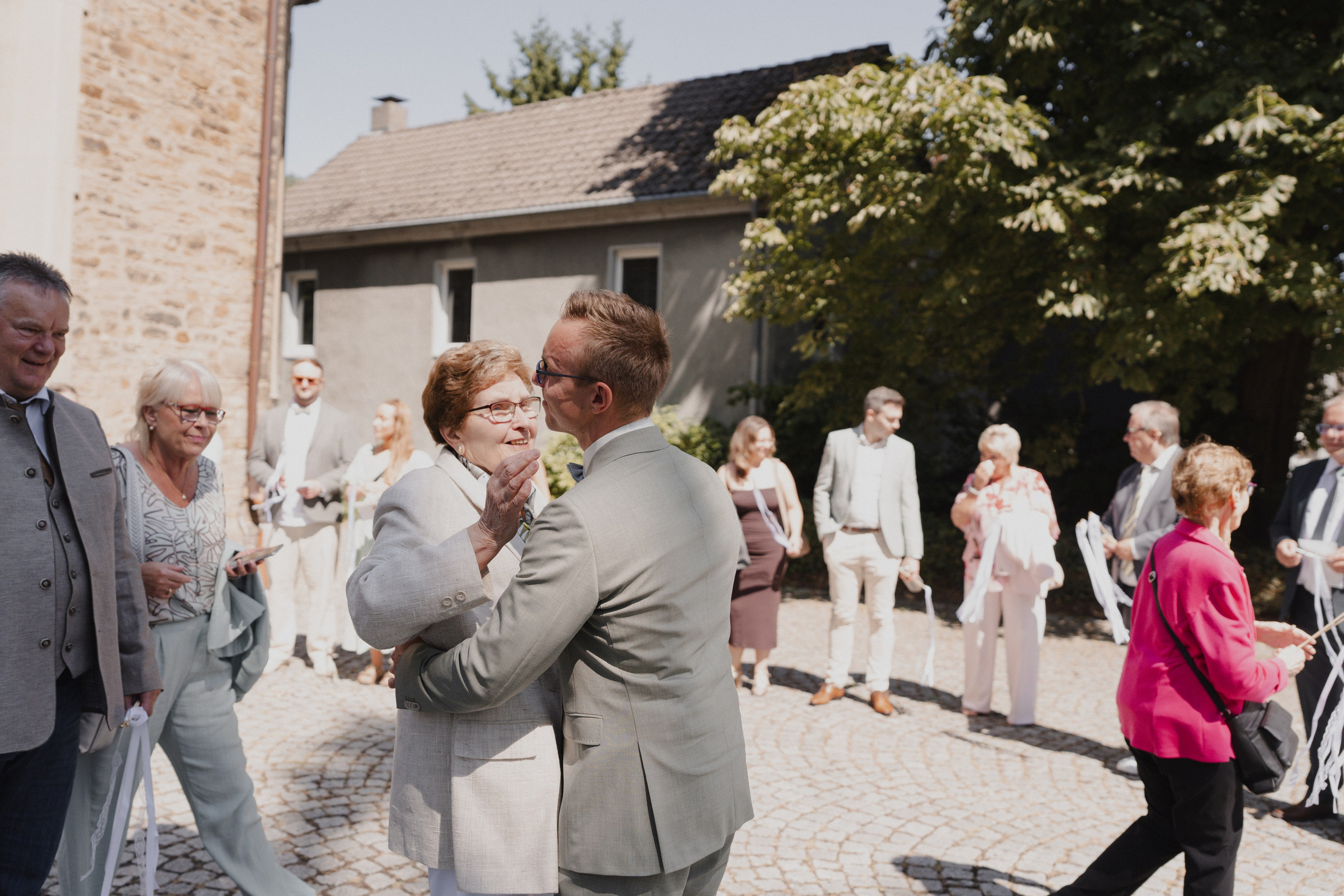 Eileen & Kevin I Herdecke. Hochzeitsfotografin Bochum | Halyna Reiche Fotografie NRW