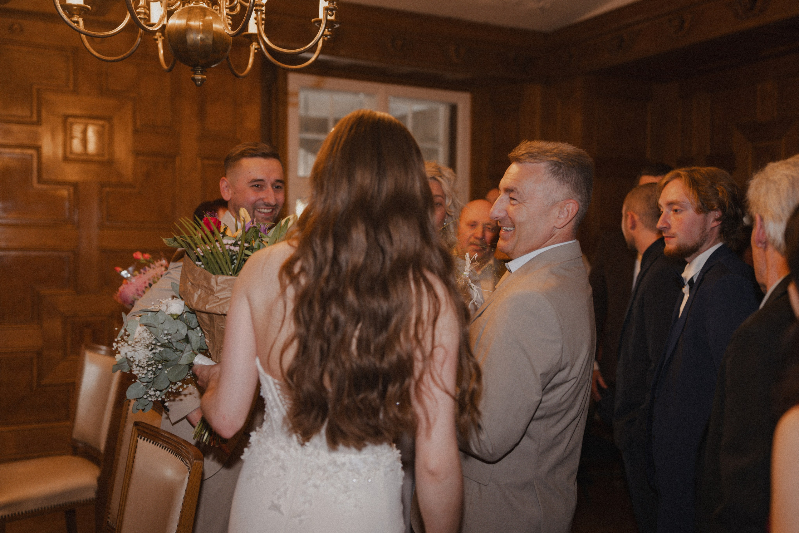 Anton & Jessica I Rathaus Mülheim an der Ruhr. Hochzeitsfotografin Bochum | Halyna Reiche Fotografie NRW