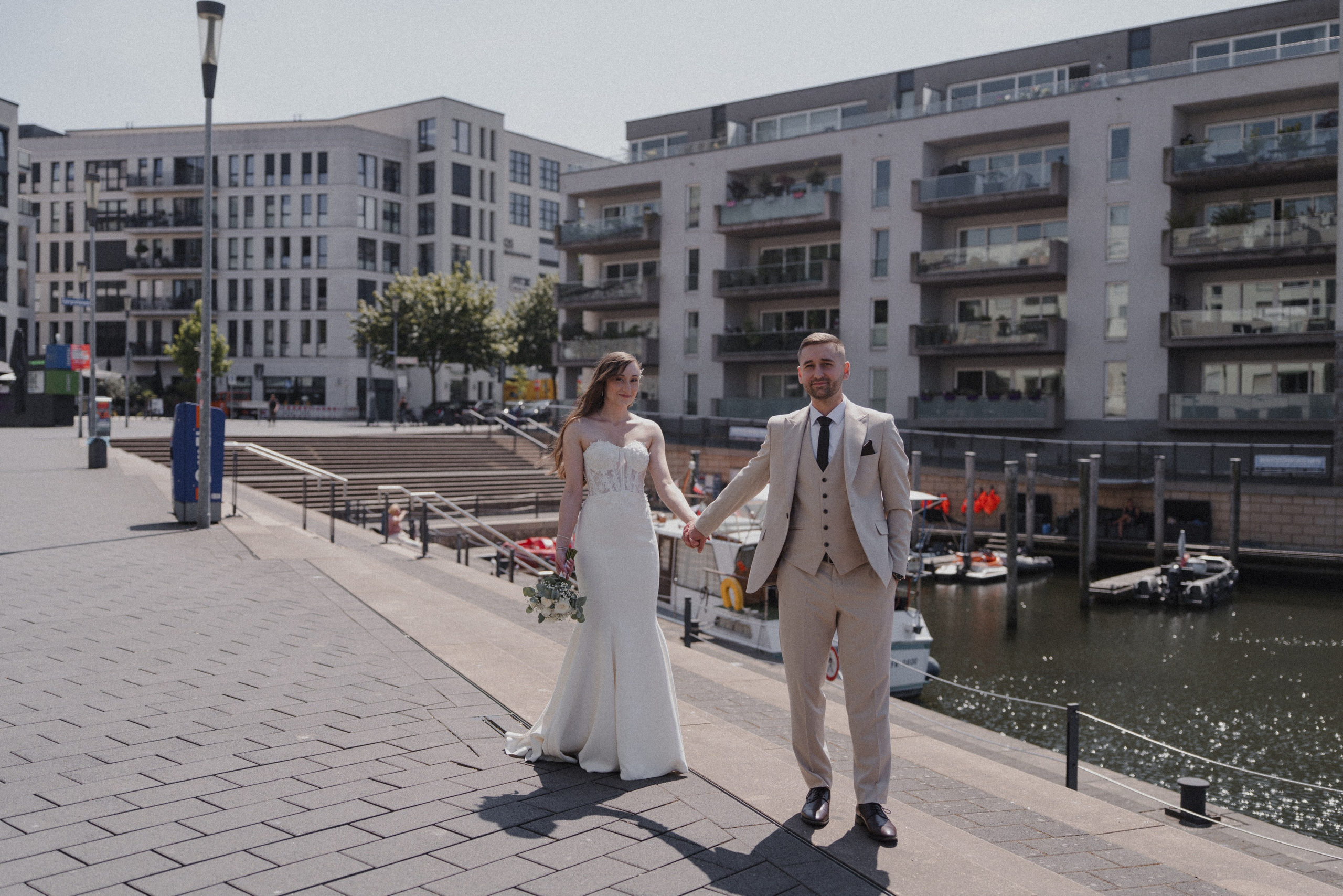 Anton & Jessica I Rathaus Mülheim an der Ruhr. Hochzeitsfotografin Bochum | Halyna Reiche Fotografie NRW