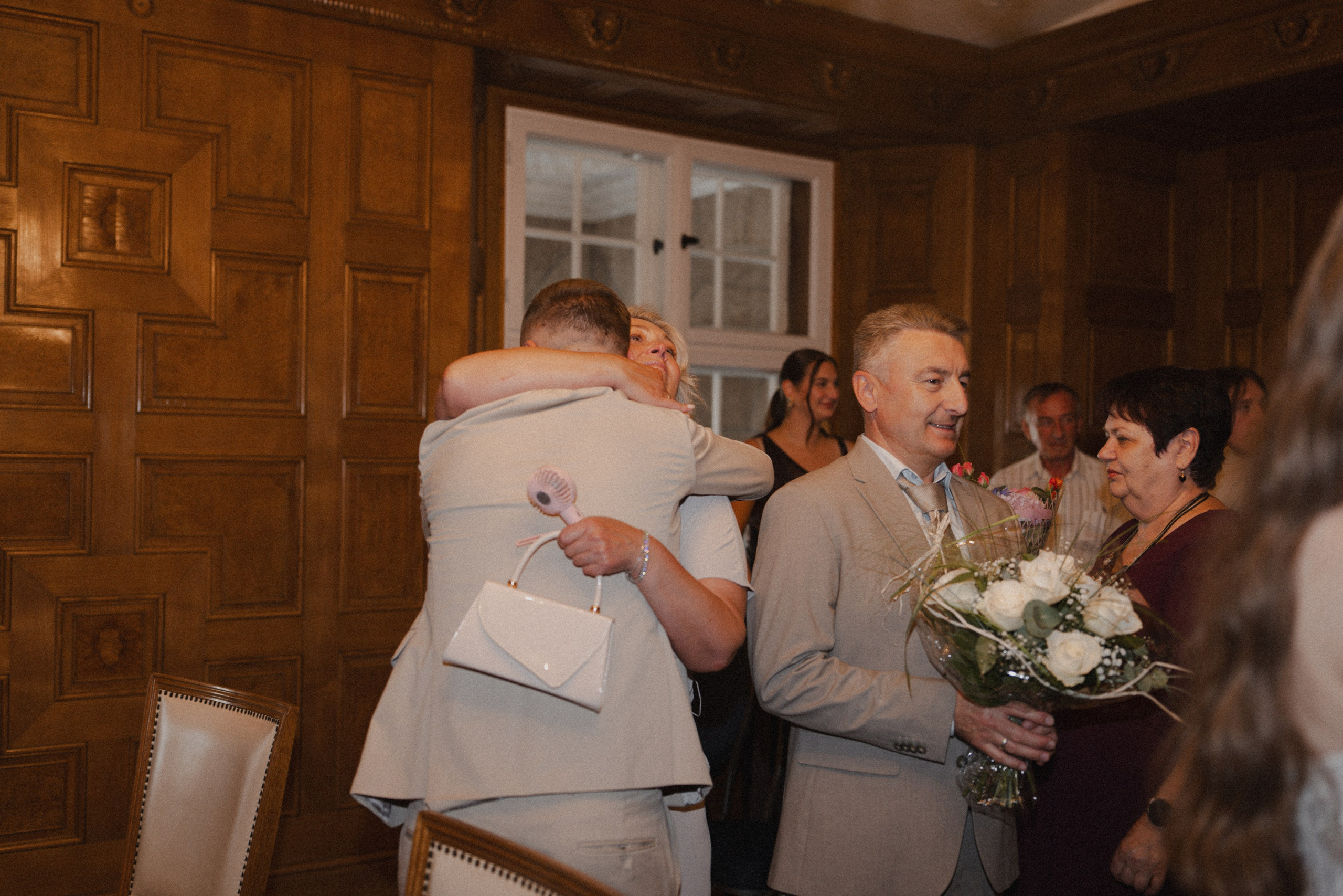 Anton & Jessica I Rathaus Mülheim an der Ruhr. Hochzeitsfotografin Bochum | Halyna Reiche Fotografie NRW