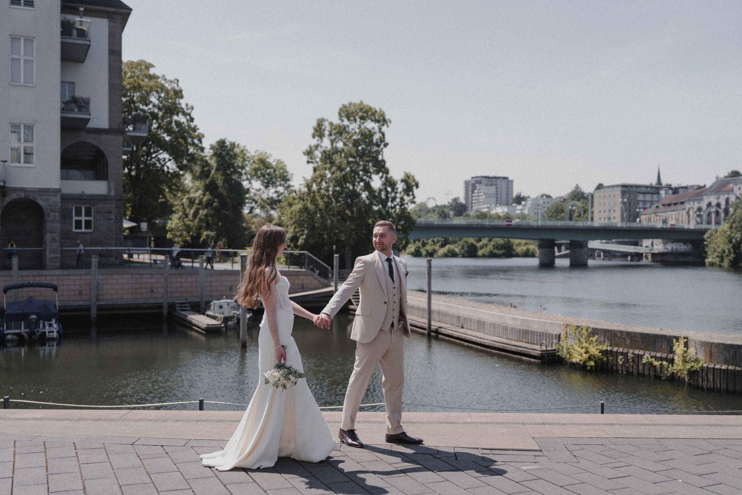 Anton & Jessica I Rathaus Mülheim an der Ruhr. Hochzeitsfotografin Bochum | Halyna Reiche Fotografie NRW