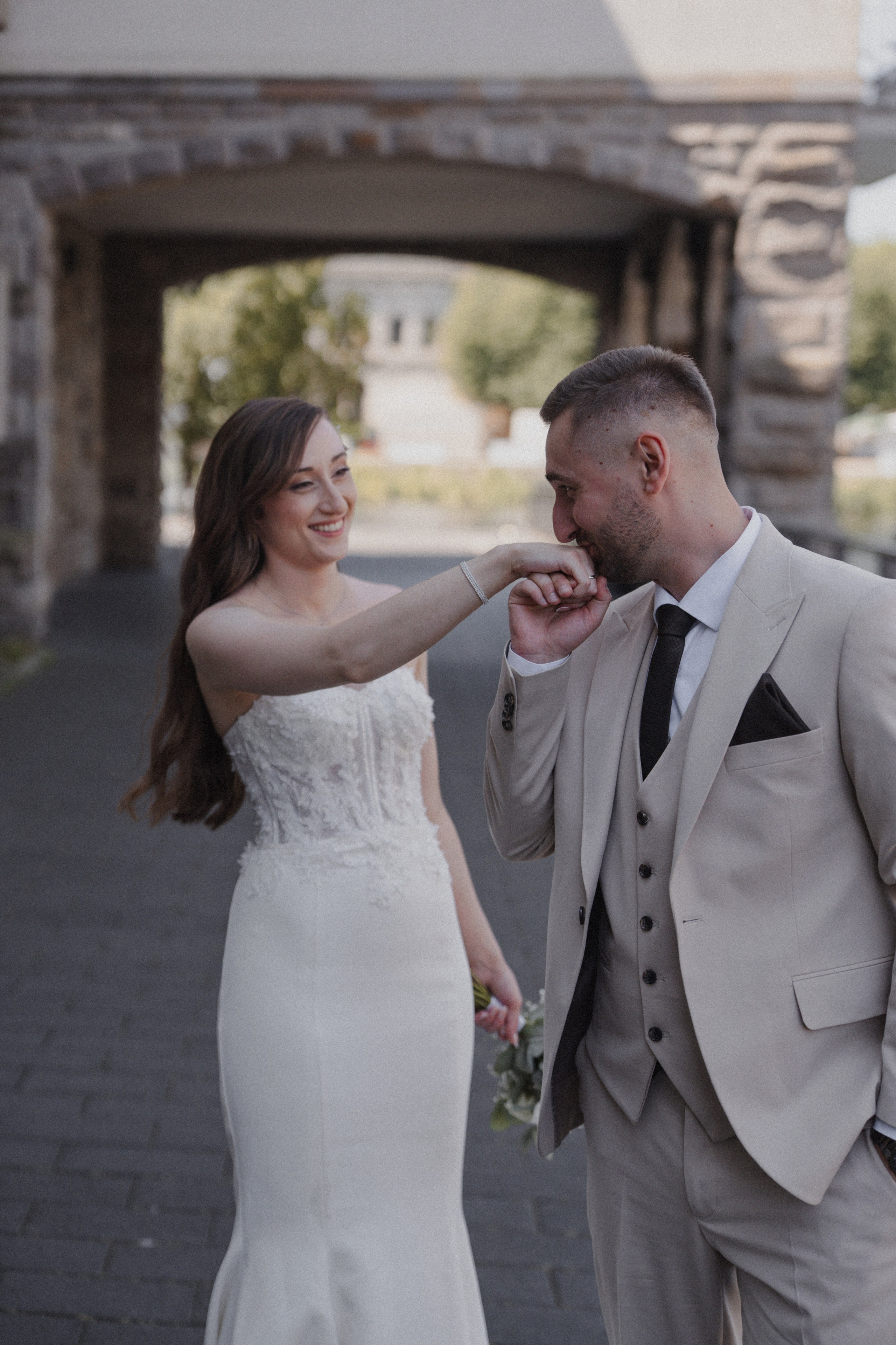 Anton & Jessica I Rathaus Mülheim an der Ruhr. Hochzeitsfotografin Bochum | Halyna Reiche Fotografie NRW