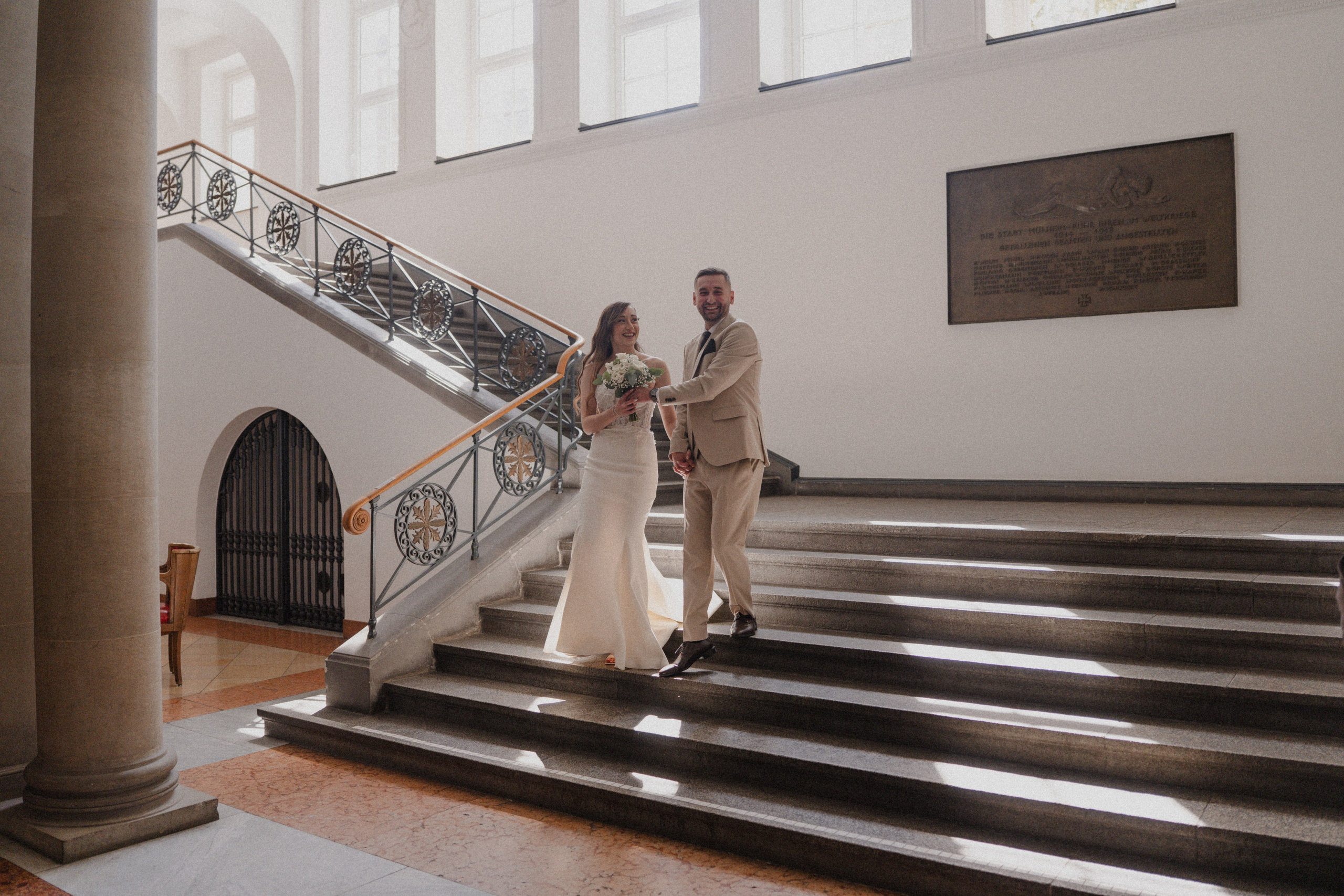 Anton & Jessica I Rathaus Mülheim an der Ruhr. Hochzeitsfotografin Bochum | Halyna Reiche Fotografie NRW