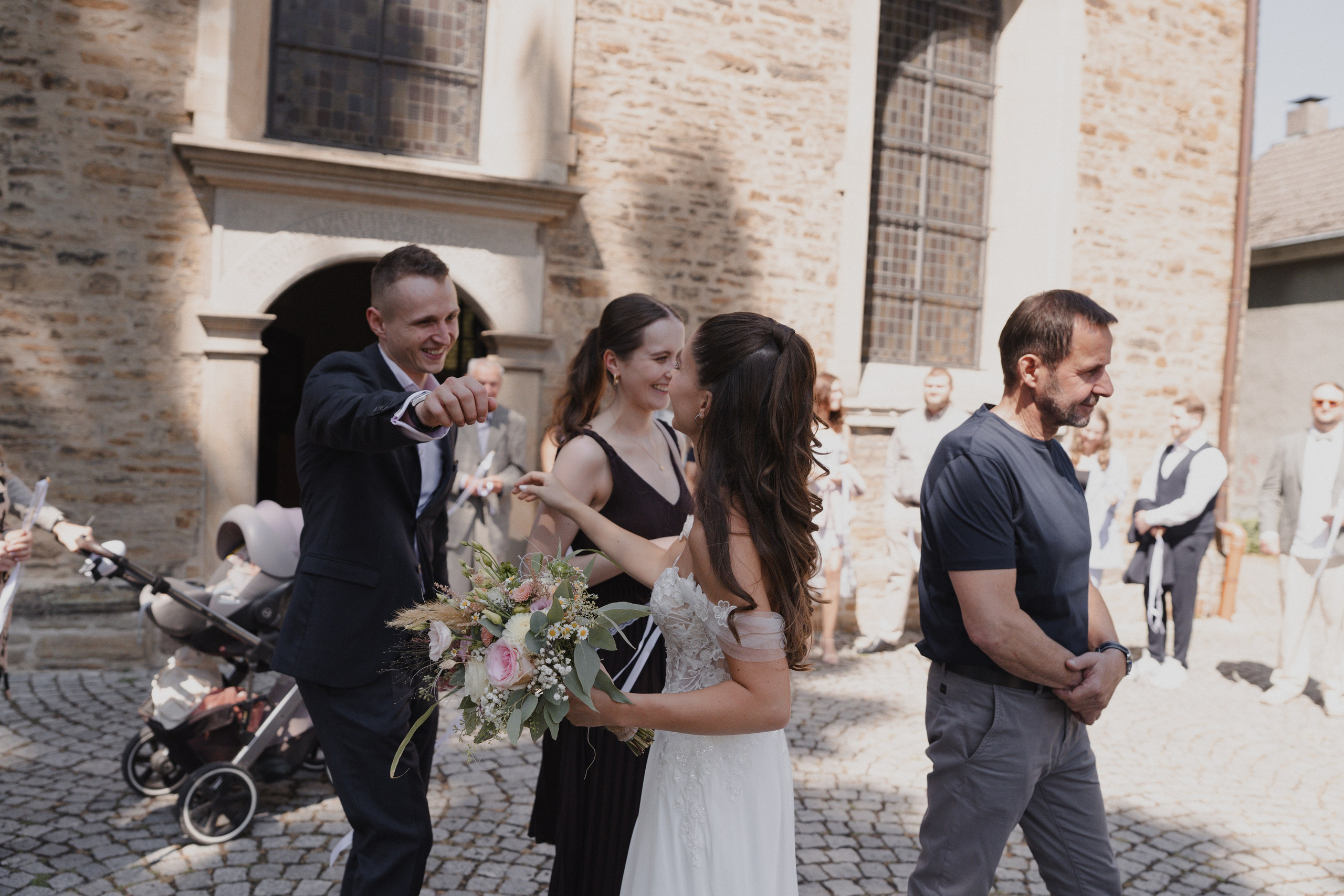 Eileen & Kevin I Herdecke. Hochzeitsfotografin Bochum | Halyna Reiche Fotografie NRW