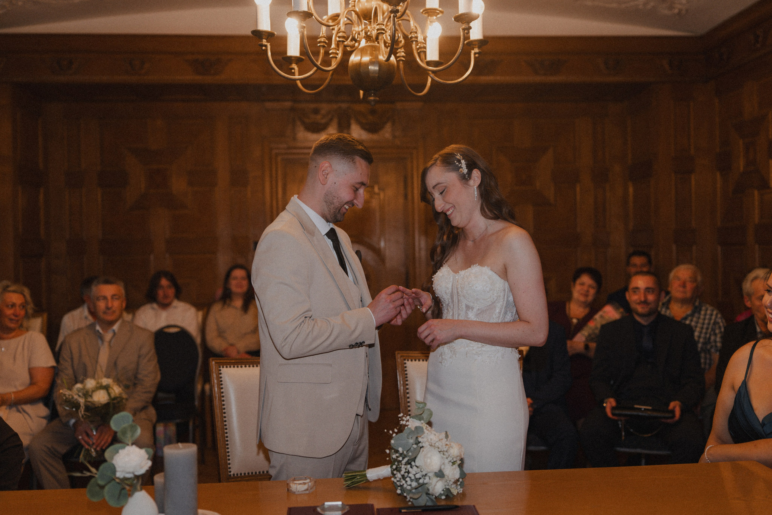 Anton & Jessica I Rathaus Mülheim an der Ruhr. Hochzeitsfotografin Bochum | Halyna Reiche Fotografie NRW