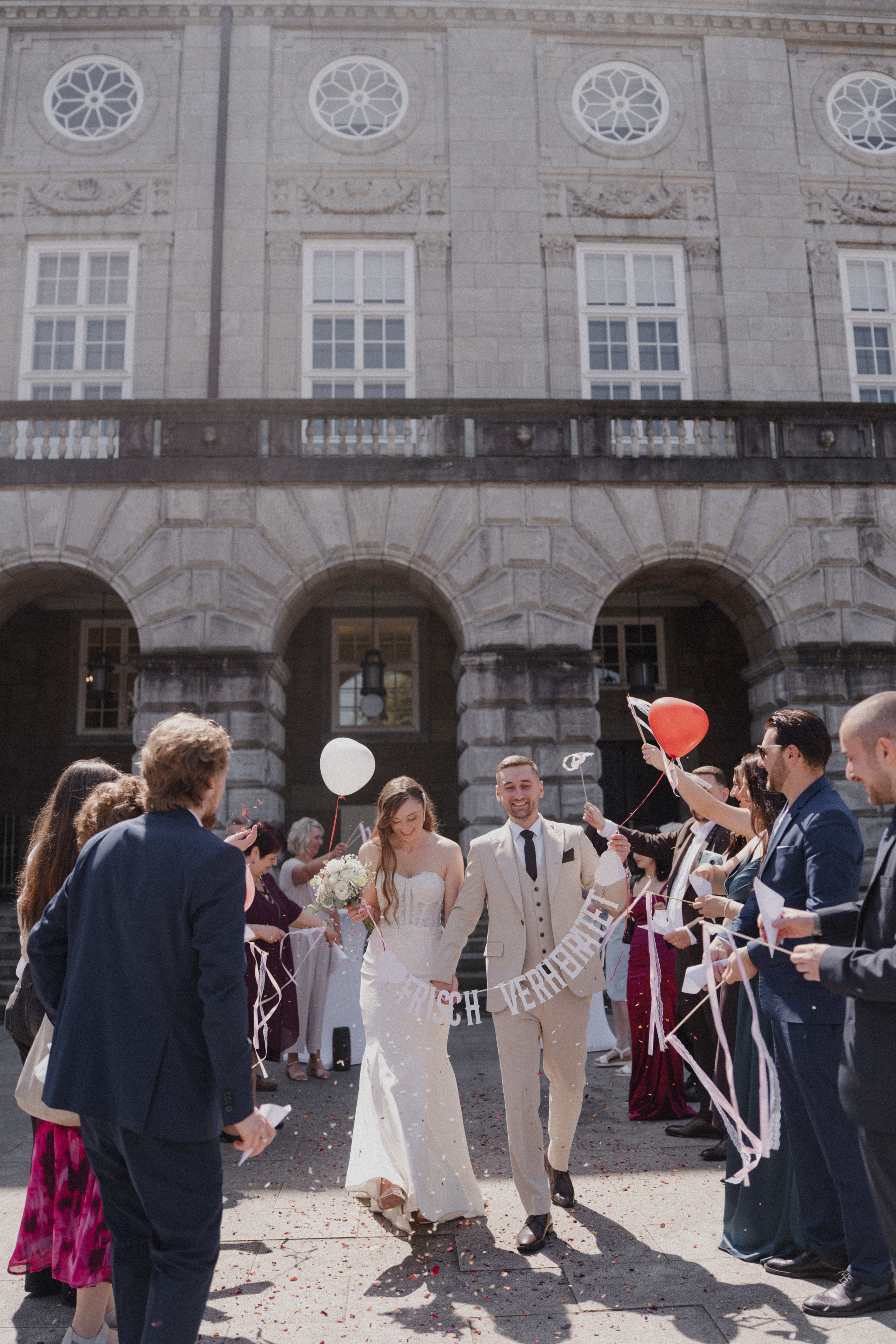 Anton & Jessica I Rathaus Mülheim an der Ruhr. Hochzeitsfotografin Bochum | Halyna Reiche Fotografie NRW
