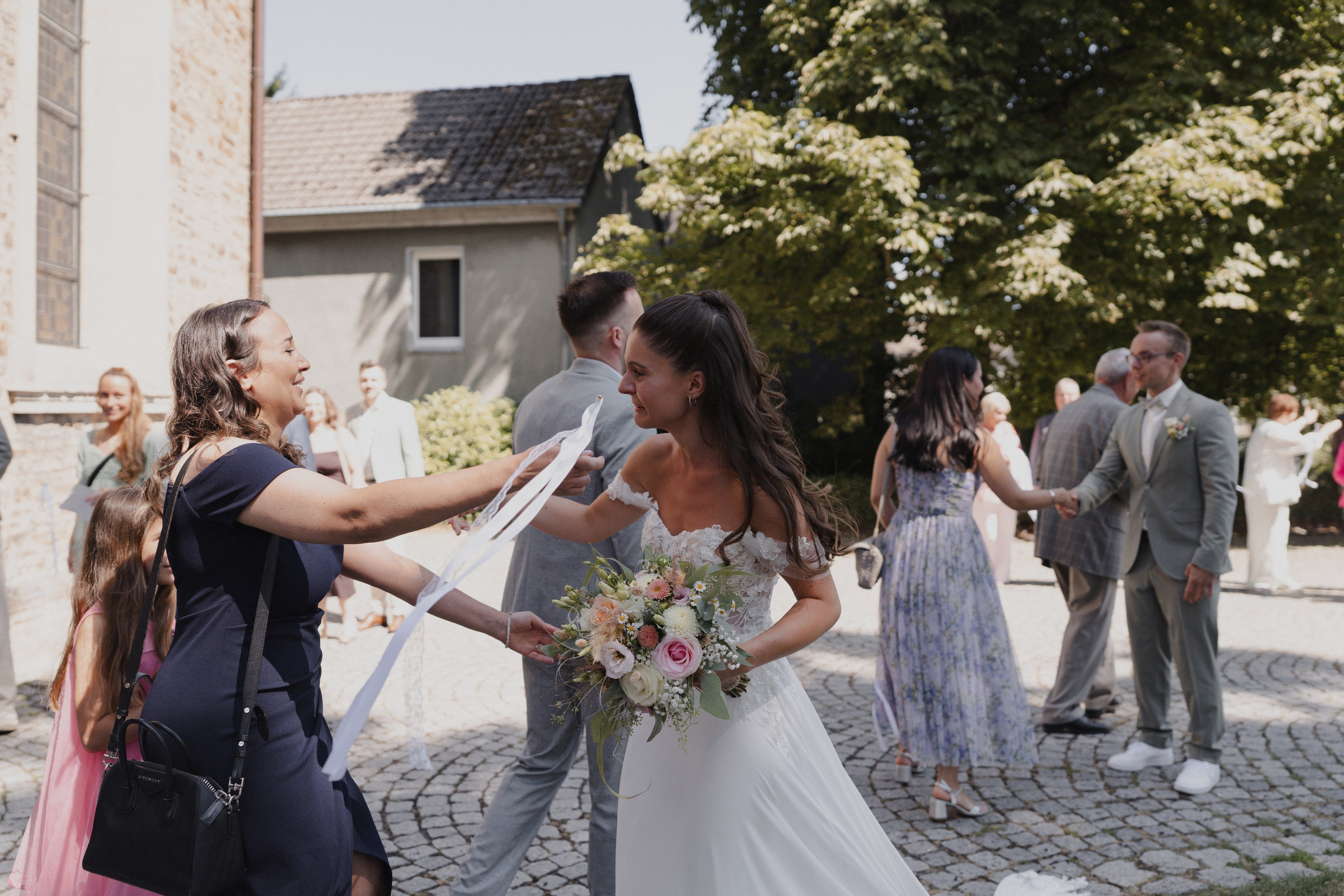 Eileen & Kevin I Herdecke. Hochzeitsfotografin Bochum | Halyna Reiche Fotografie NRW