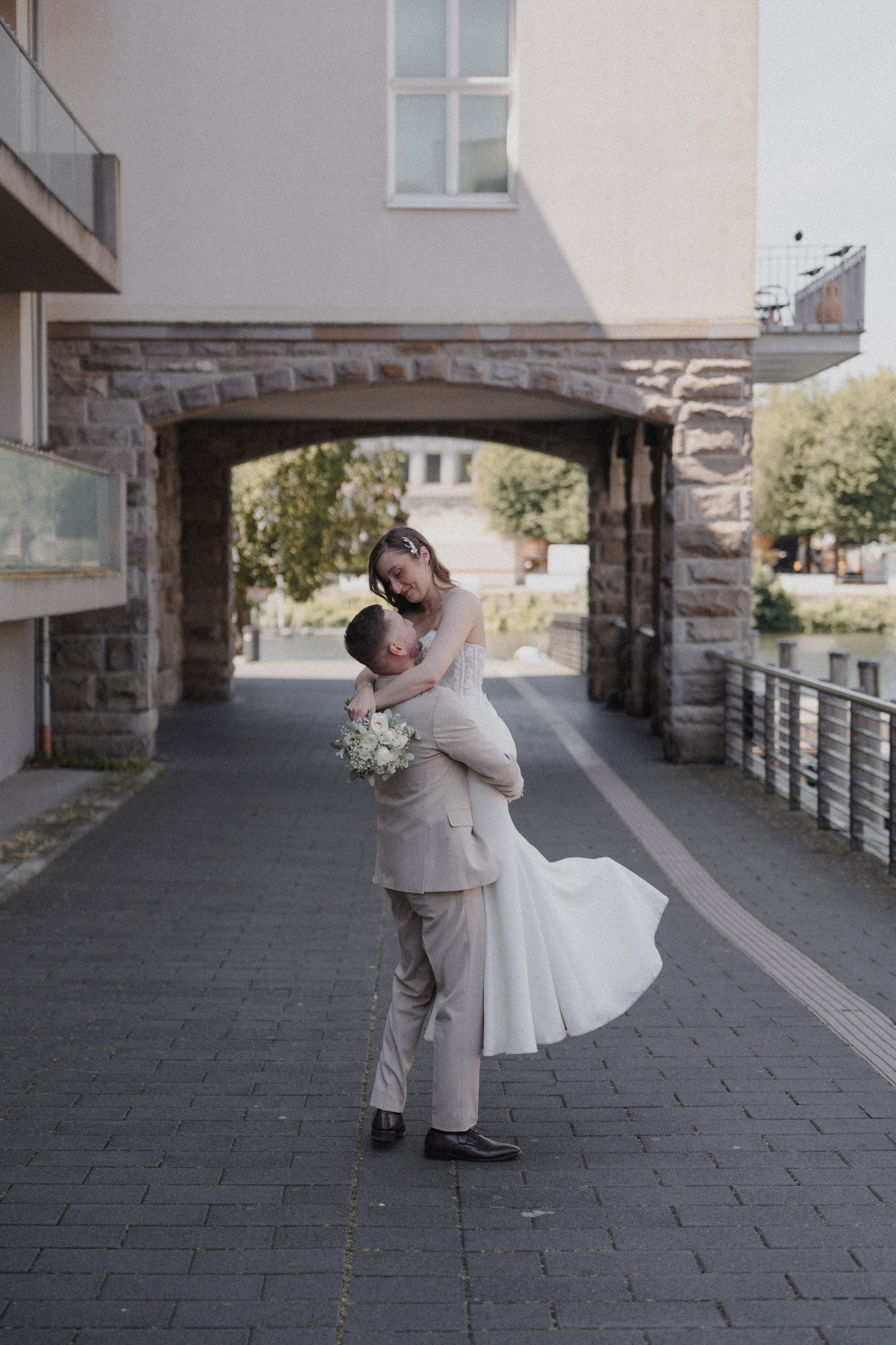 Anton & Jessica I Rathaus Mülheim an der Ruhr. Hochzeitsfotografin Bochum | Halyna Reiche Fotografie NRW