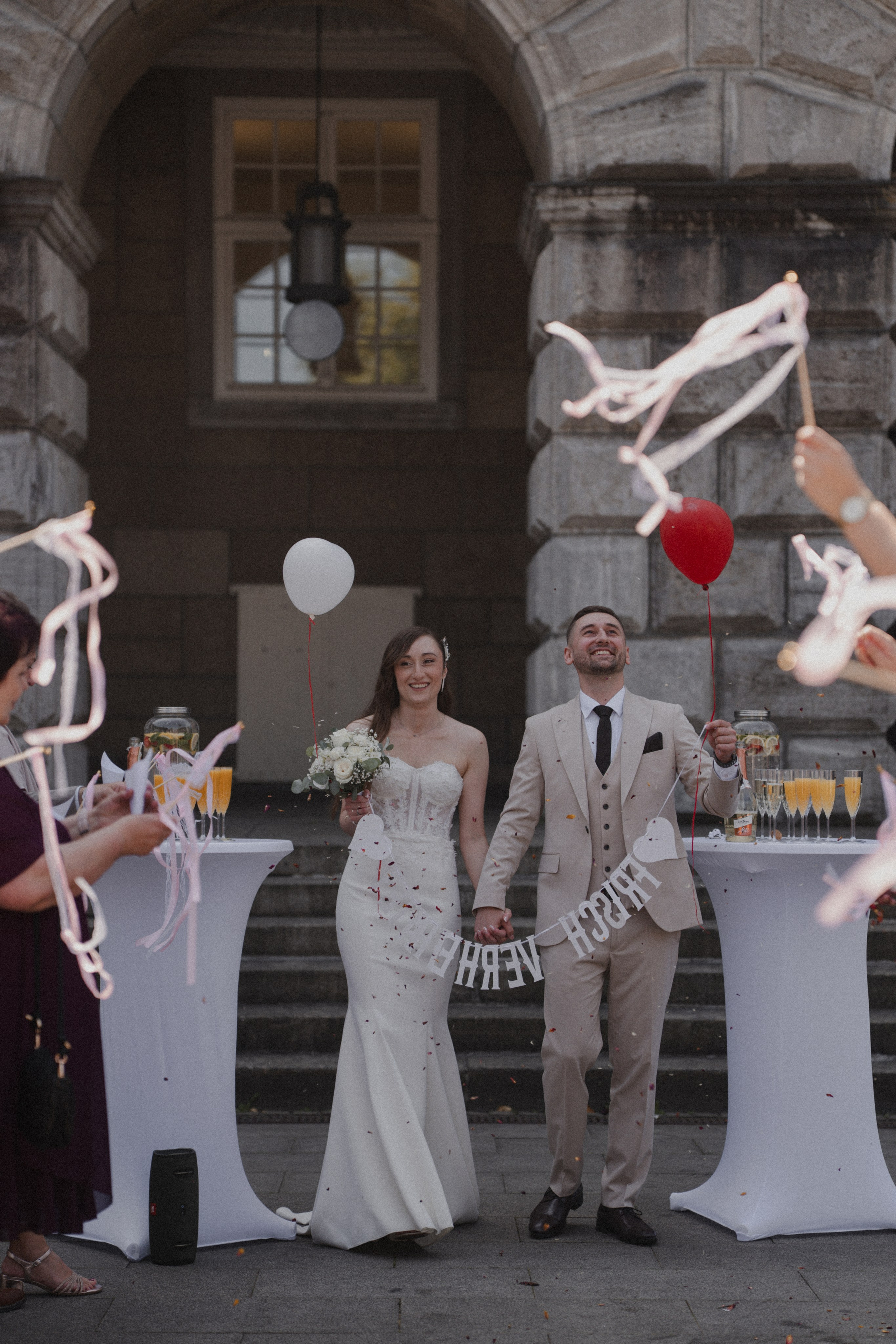 Anton & Jessica I Rathaus Mülheim an der Ruhr. Hochzeitsfotografin Bochum | Halyna Reiche Fotografie NRW
