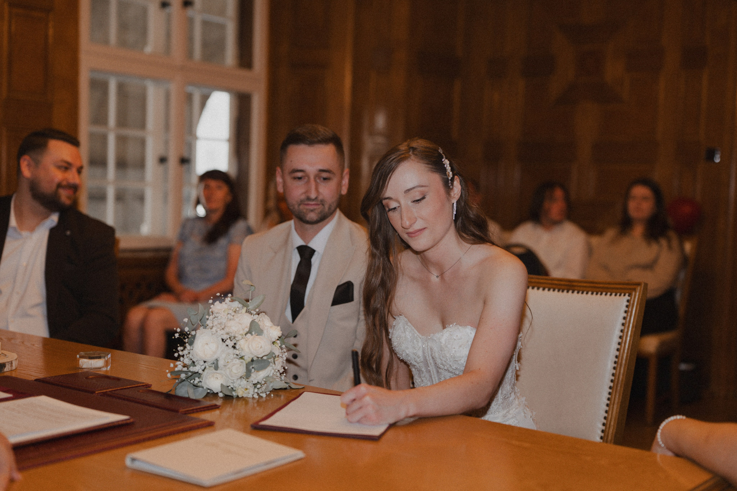 Anton & Jessica I Rathaus Mülheim an der Ruhr. Hochzeitsfotografin Bochum | Halyna Reiche Fotografie NRW