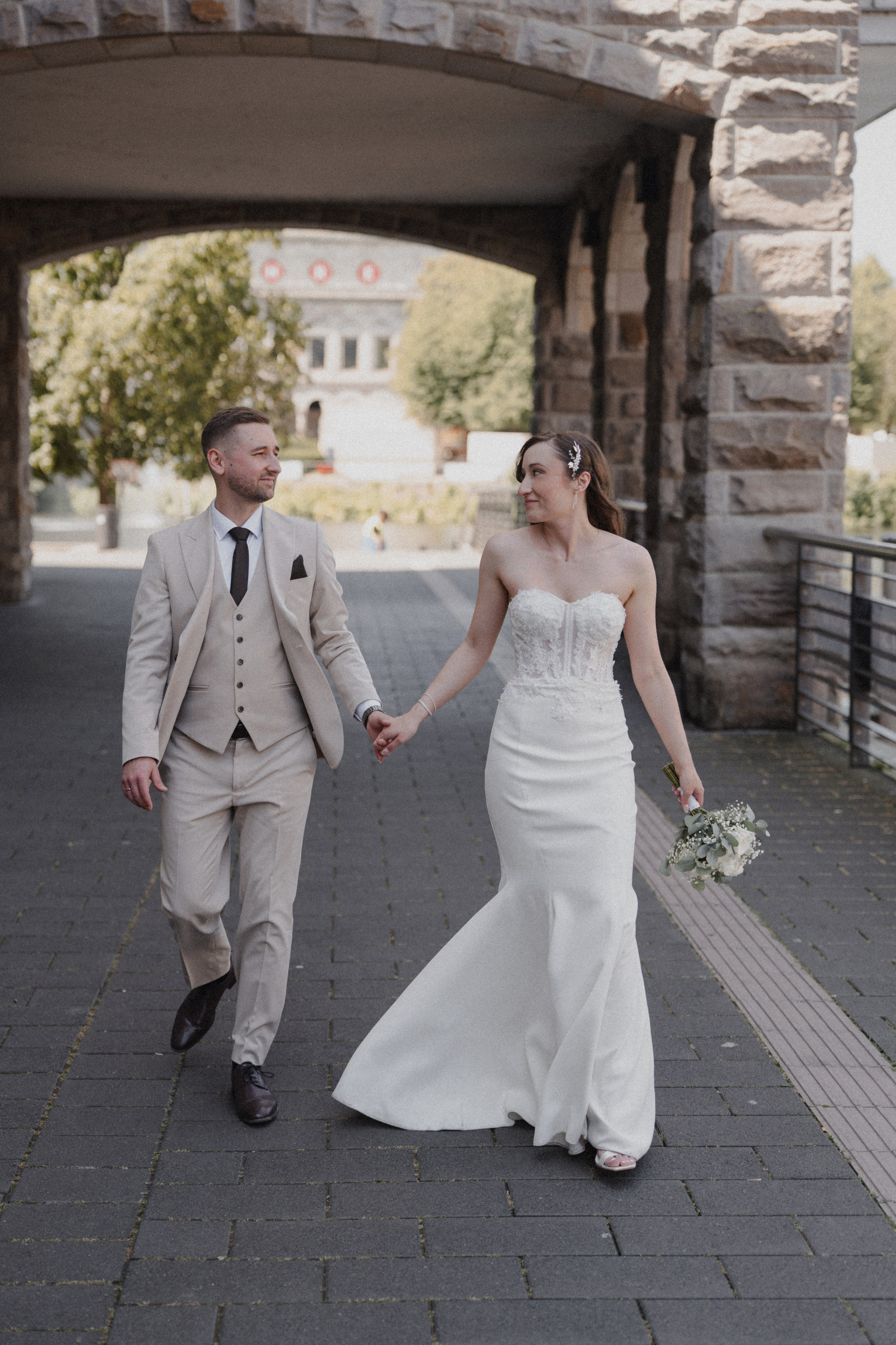 Anton & Jessica I Rathaus Mülheim an der Ruhr. Hochzeitsfotografin Bochum | Halyna Reiche Fotografie NRW