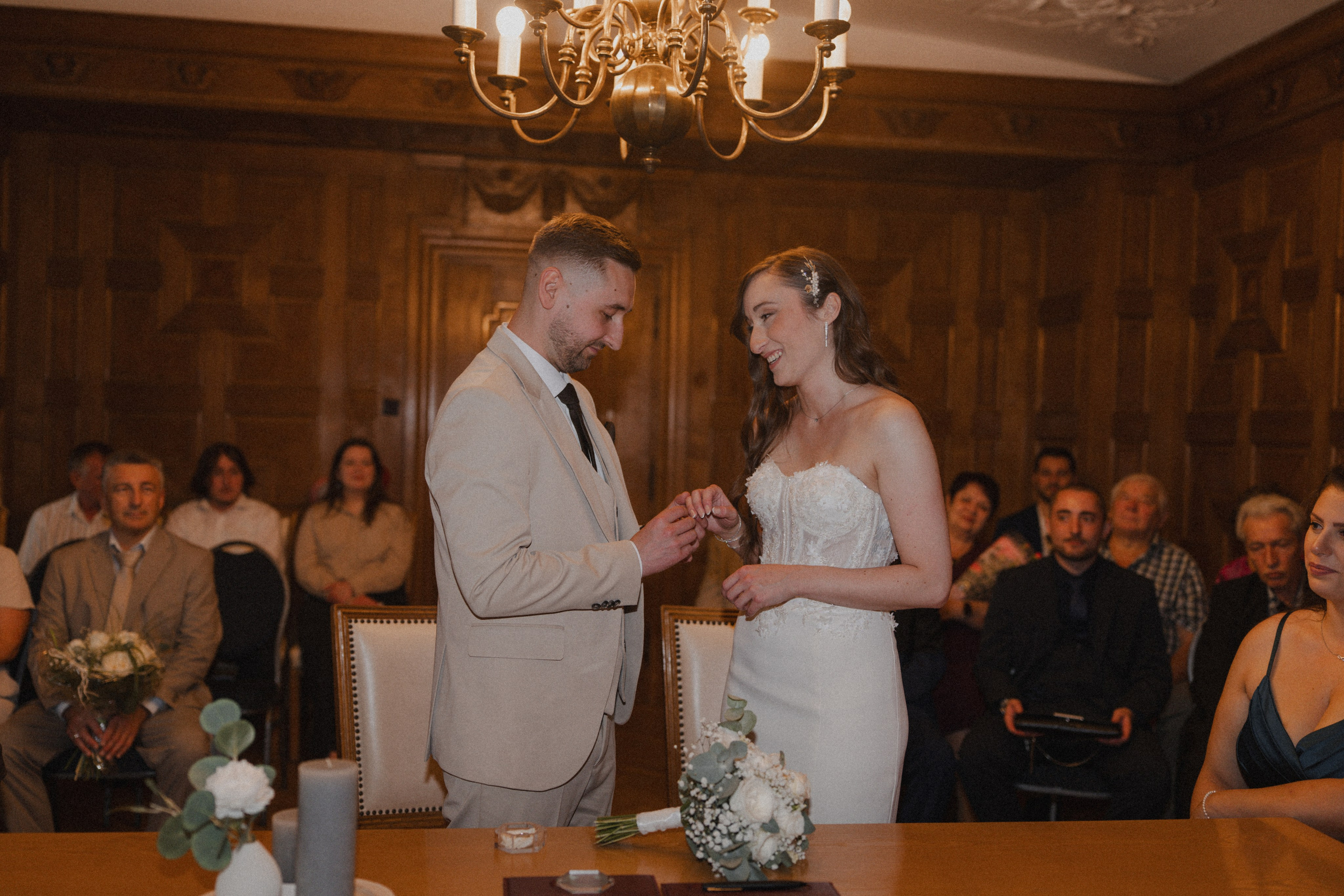 Anton & Jessica I Rathaus Mülheim an der Ruhr. Hochzeitsfotografin Bochum | Halyna Reiche Fotografie NRW