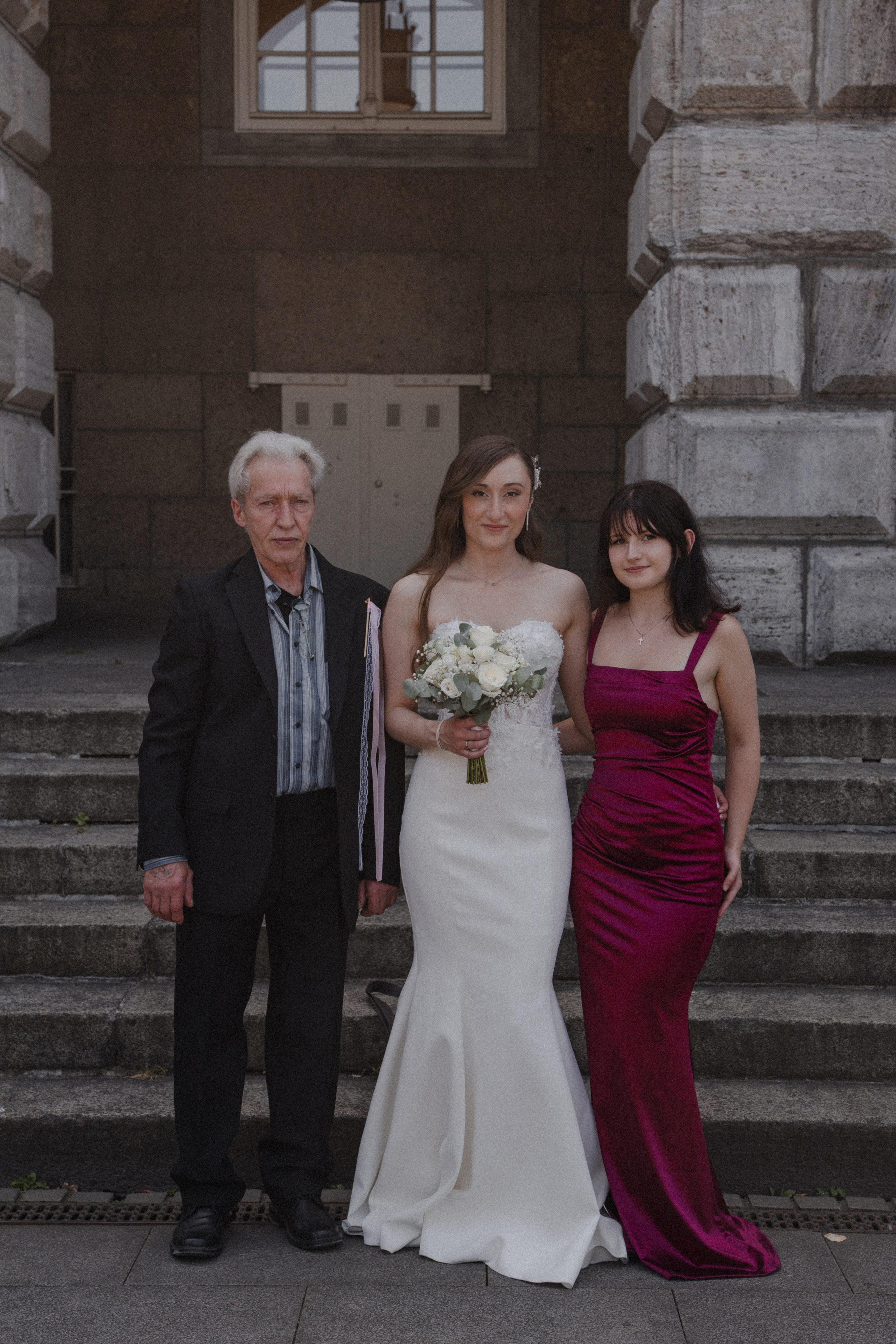 Anton & Jessica I Rathaus Mülheim an der Ruhr. Hochzeitsfotografin Bochum | Halyna Reiche Fotografie NRW