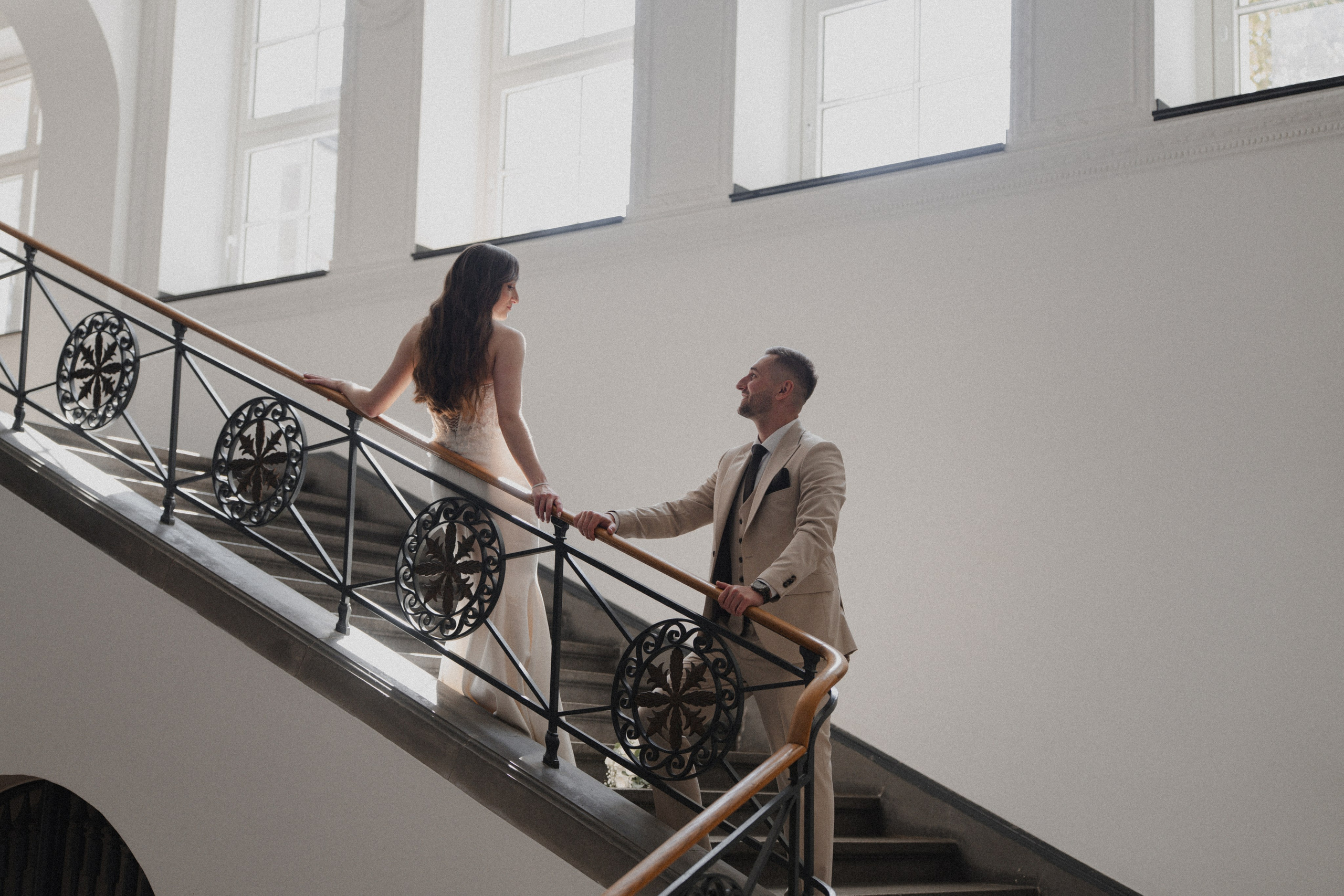 Anton & Jessica I Rathaus Mülheim an der Ruhr. Hochzeitsfotografin Bochum | Halyna Reiche Fotografie NRW