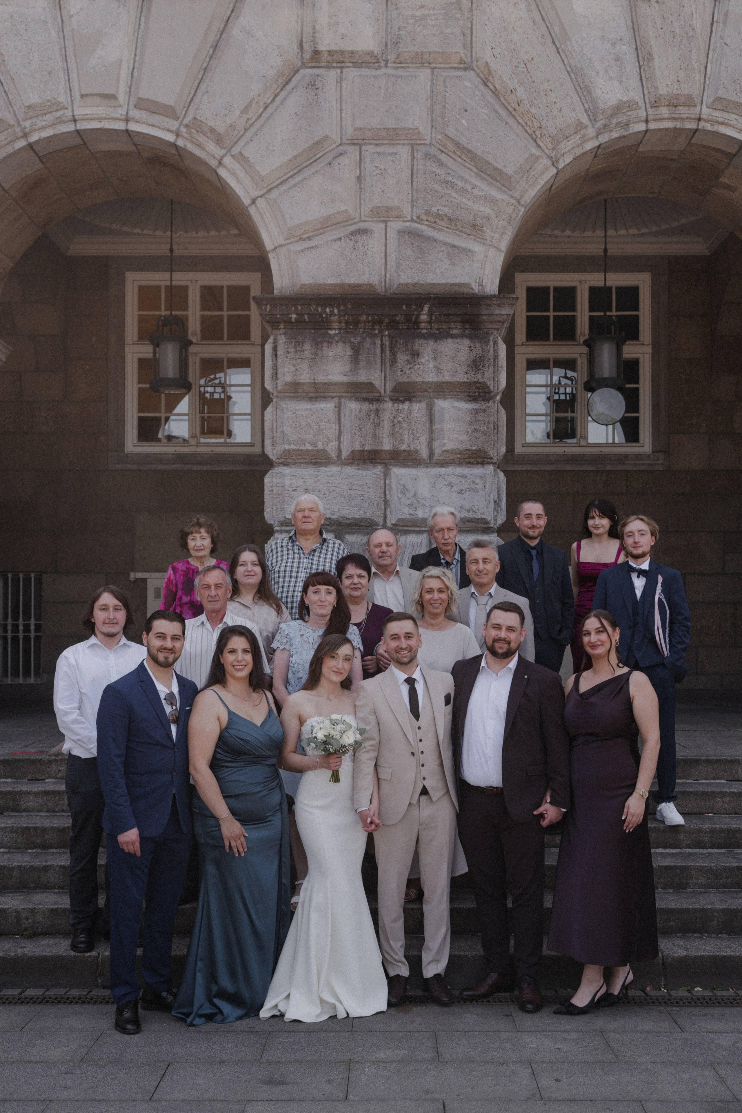 Anton & Jessica I Rathaus Mülheim an der Ruhr. Hochzeitsfotografin Bochum | Halyna Reiche Fotografie NRW