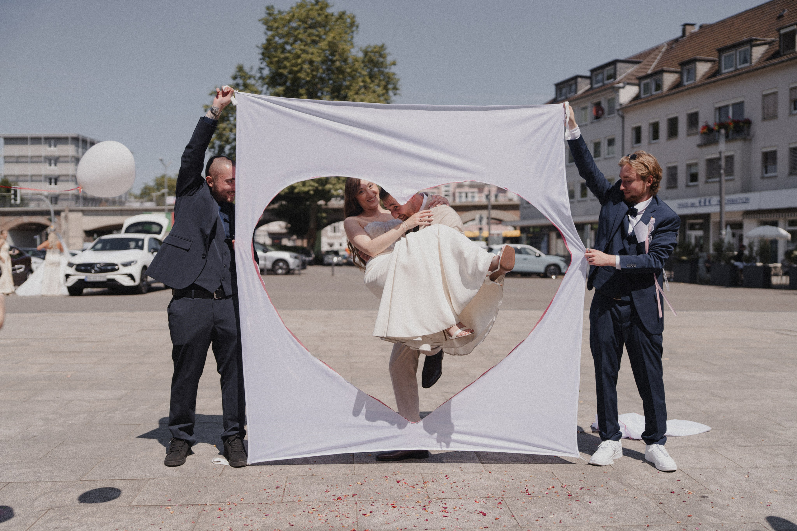 Anton & Jessica I Rathaus Mülheim an der Ruhr. Hochzeitsfotografin Bochum | Halyna Reiche Fotografie NRW