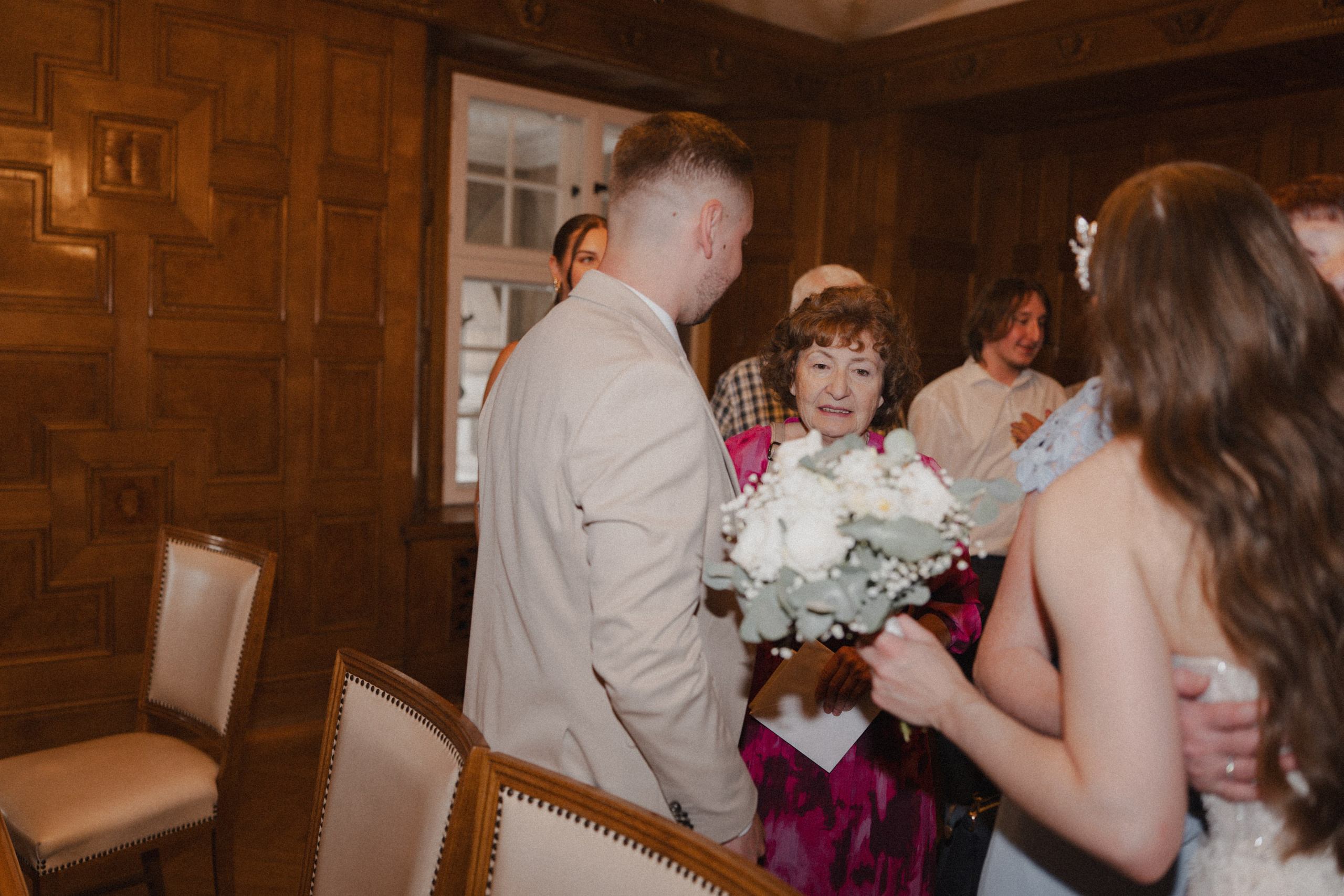 Anton & Jessica I Rathaus Mülheim an der Ruhr. Hochzeitsfotografin Bochum | Halyna Reiche Fotografie NRW