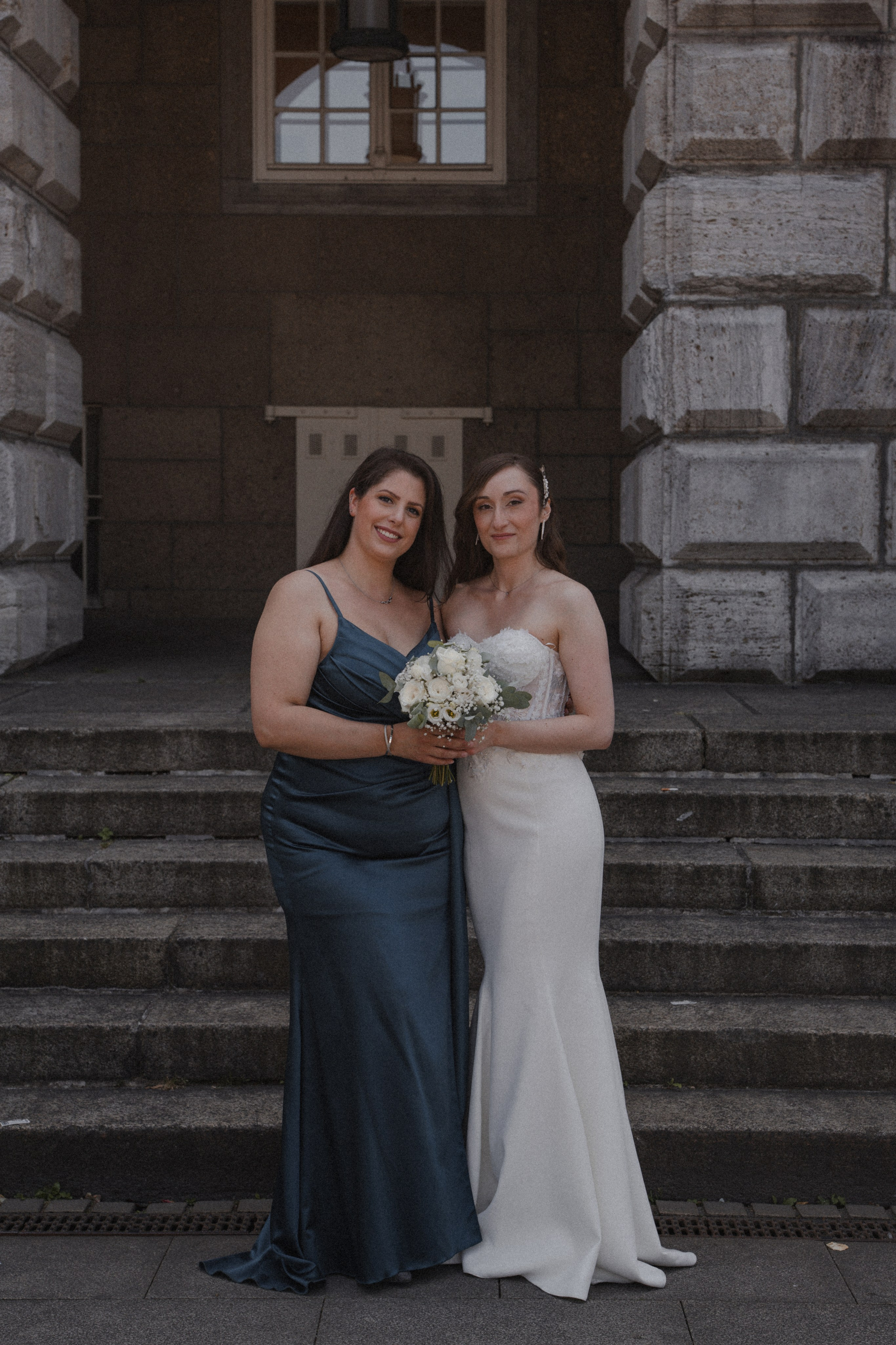 Anton & Jessica I Rathaus Mülheim an der Ruhr. Hochzeitsfotografin Bochum | Halyna Reiche Fotografie NRW