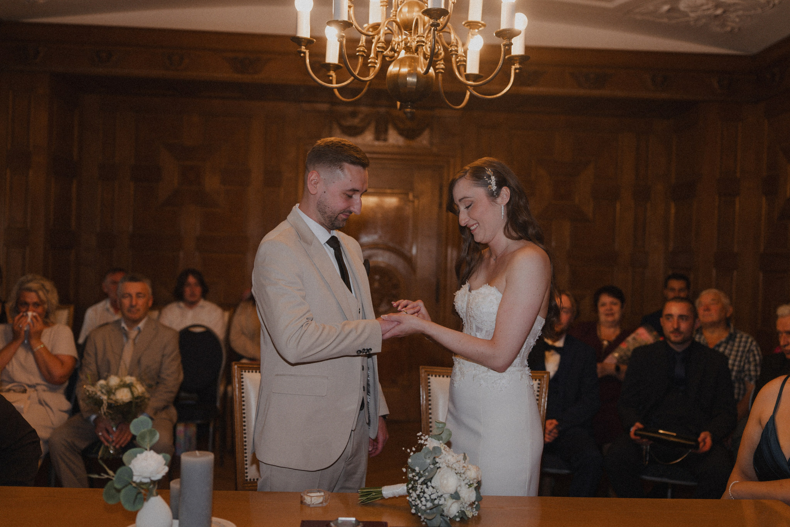Anton & Jessica I Rathaus Mülheim an der Ruhr. Hochzeitsfotografin Bochum | Halyna Reiche Fotografie NRW