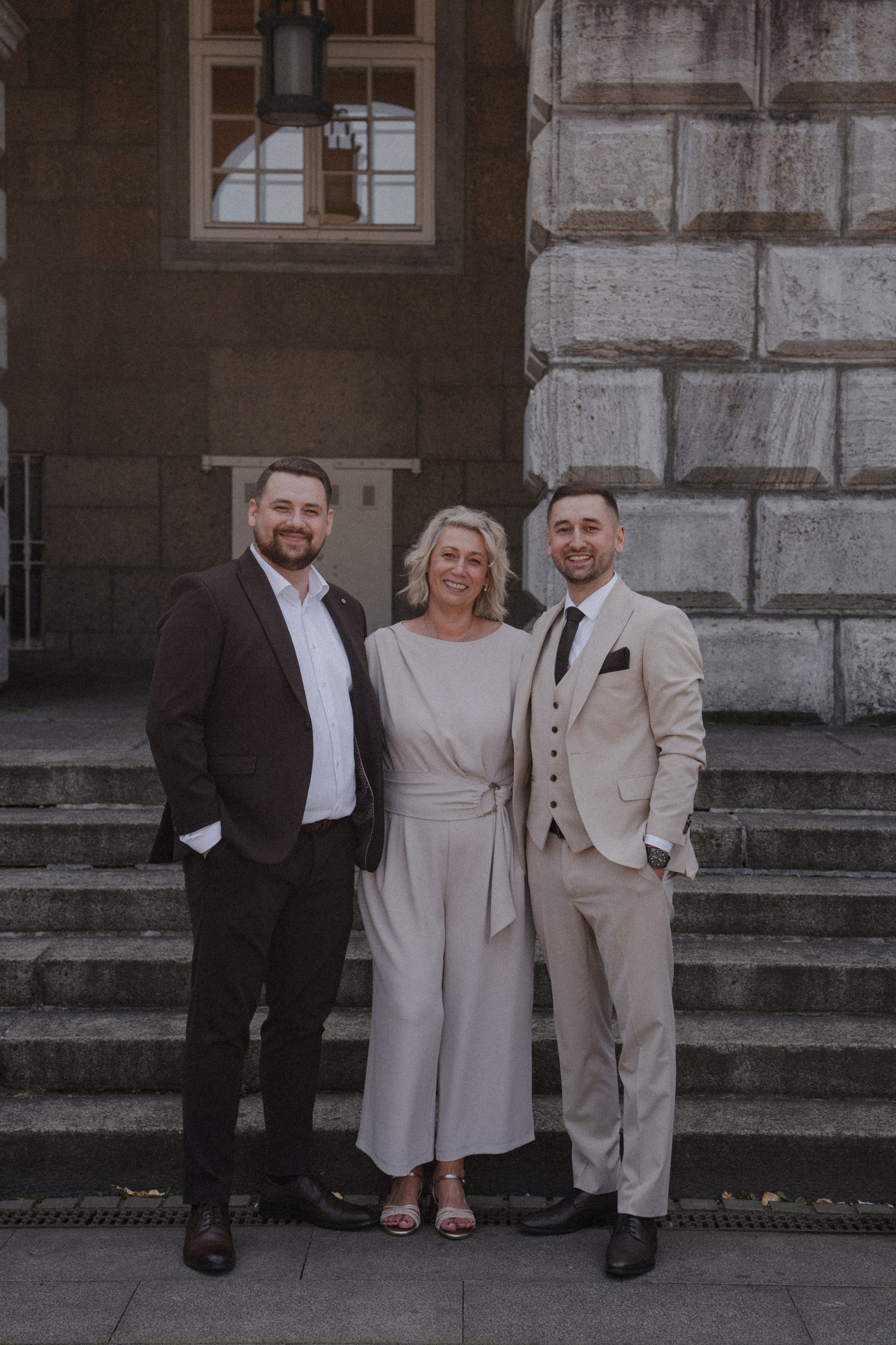 Anton & Jessica I Rathaus Mülheim an der Ruhr. Hochzeitsfotografin Bochum | Halyna Reiche Fotografie NRW