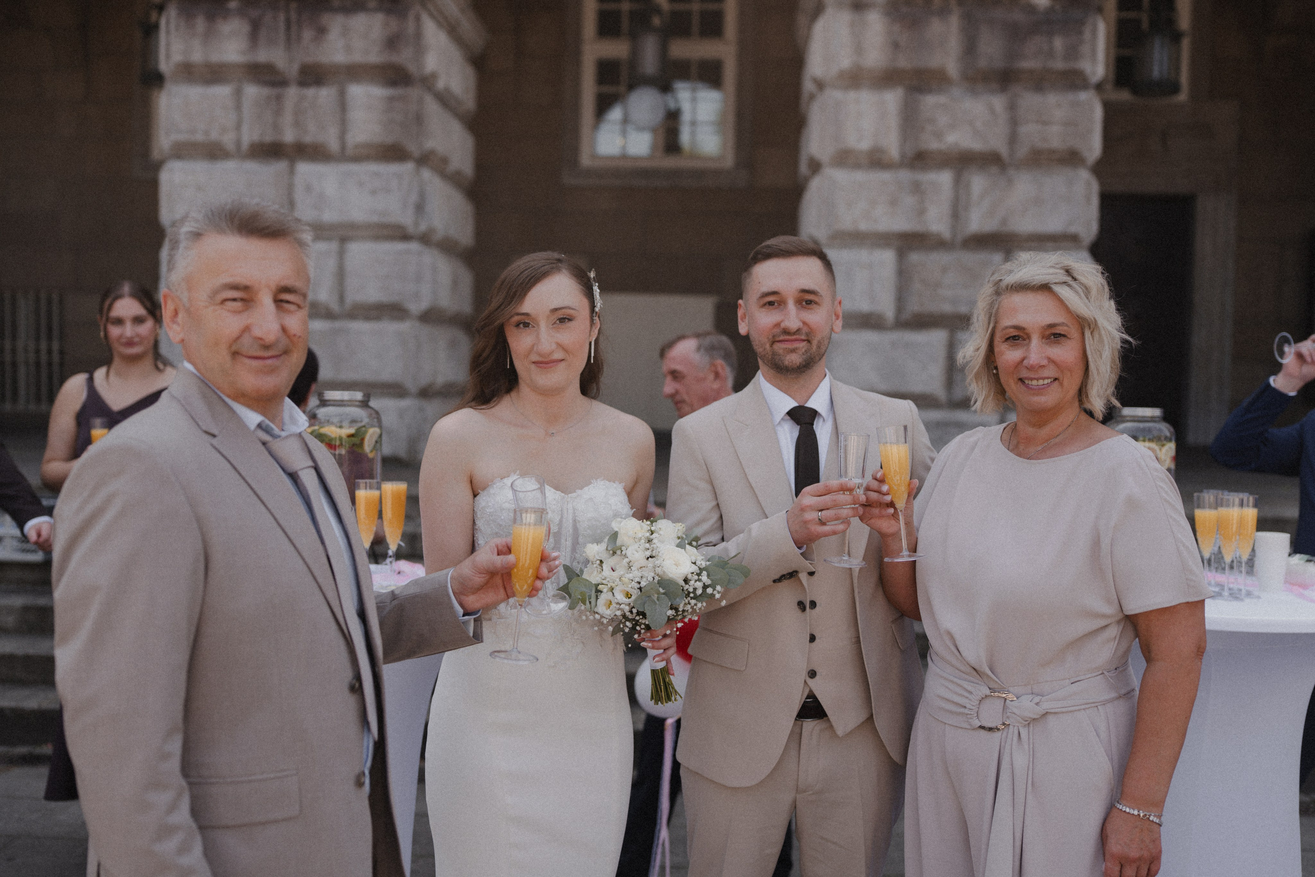 Anton & Jessica I Rathaus Mülheim an der Ruhr. Hochzeitsfotografin Bochum | Halyna Reiche Fotografie NRW