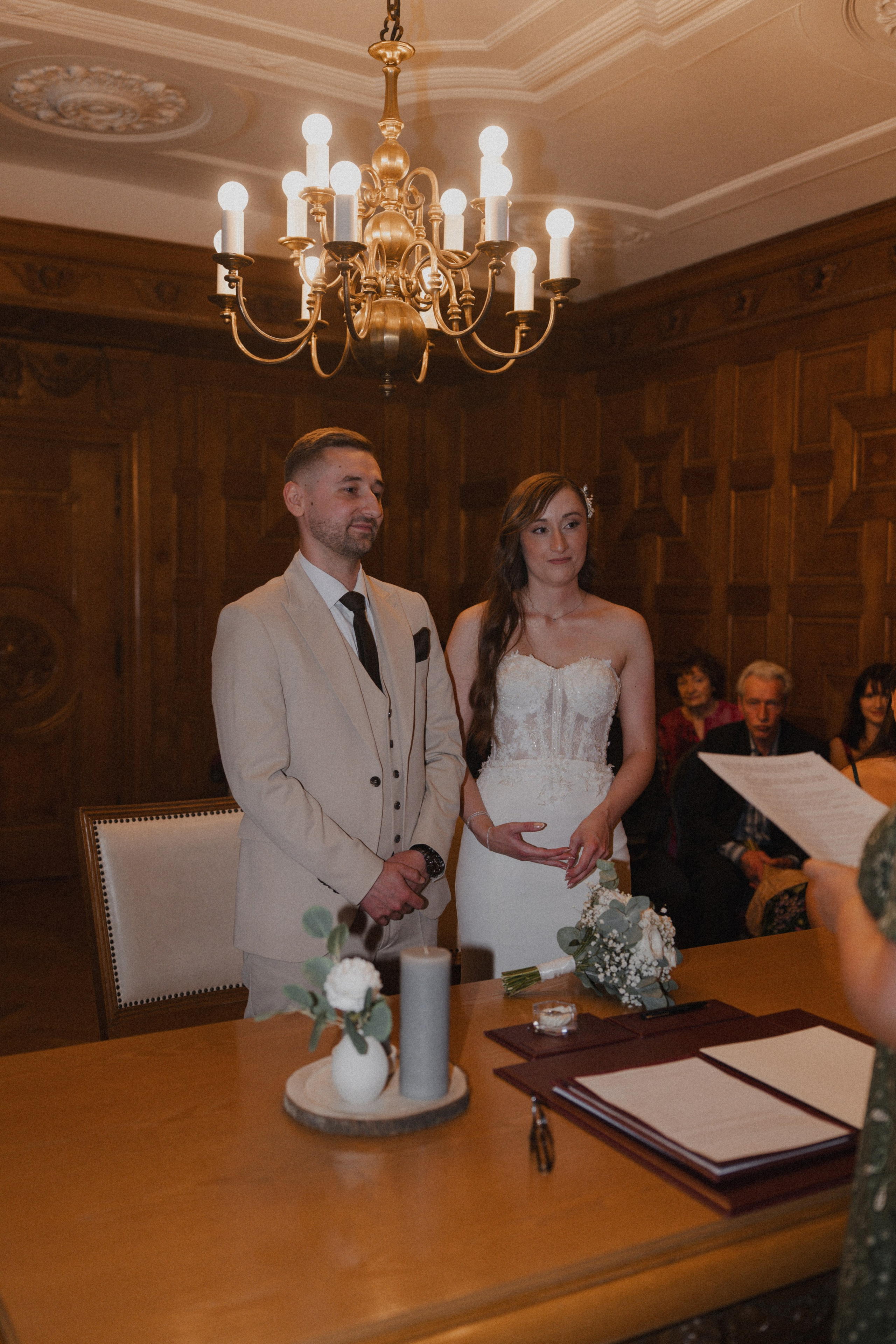 Anton & Jessica I Rathaus Mülheim an der Ruhr. Hochzeitsfotografin Bochum | Halyna Reiche Fotografie NRW